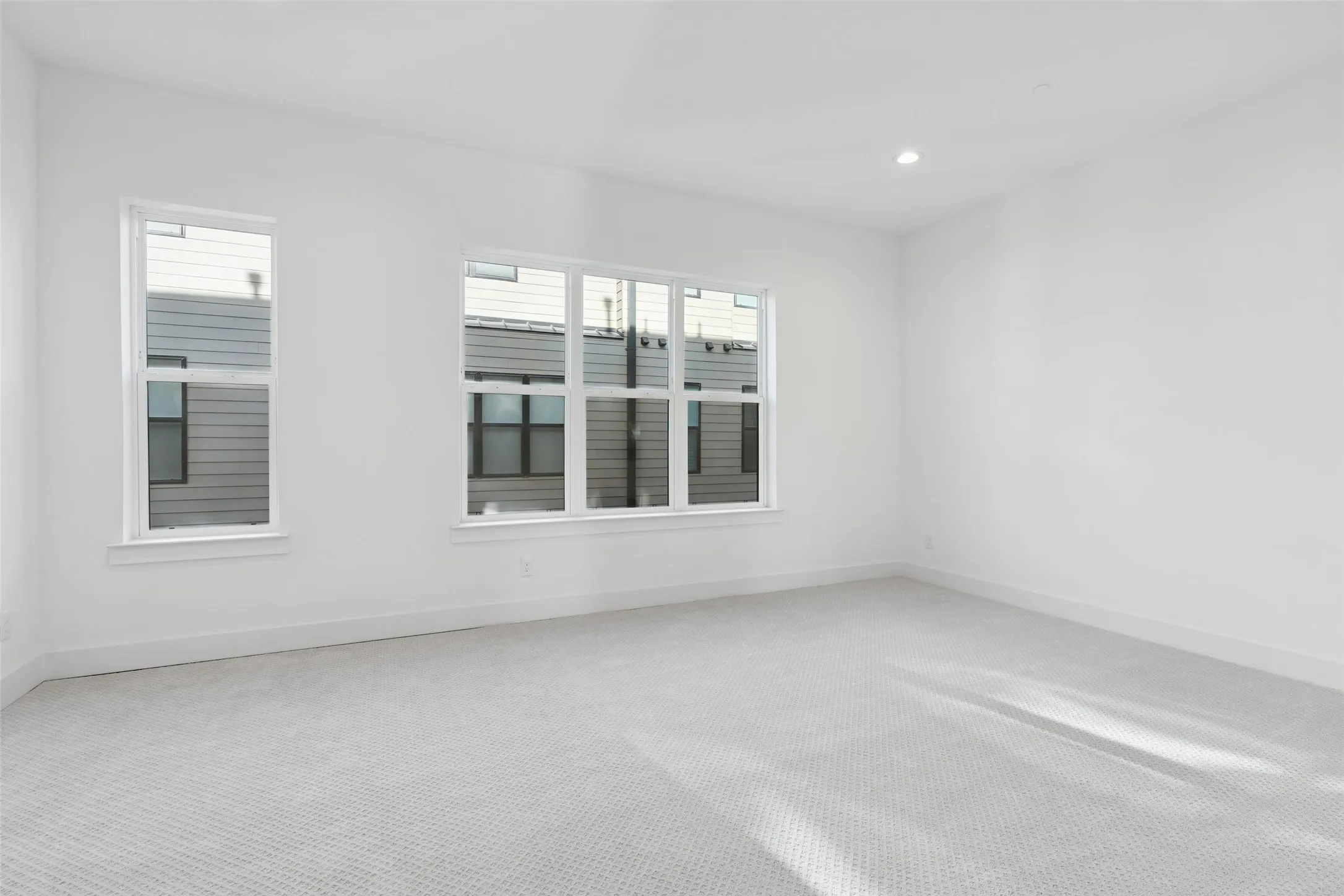 Townhouse For Sale in Dallas County , 3040 Chimes Street, Dallas, Texas 75219, 3 Bedroom, 4 Bathroom, 2 Garage spaces, 2,955 Sqft, built in 2022, New Construction - Complete, mls#21153076, Real Estate Agent in Dallas, Homes For Sale in Dallas county, Homes For Sale in Dallas, Realtor in Dallas Texas, Real Estate Brokerage Independent Realty Texas, Luminita Cordes Realtor
