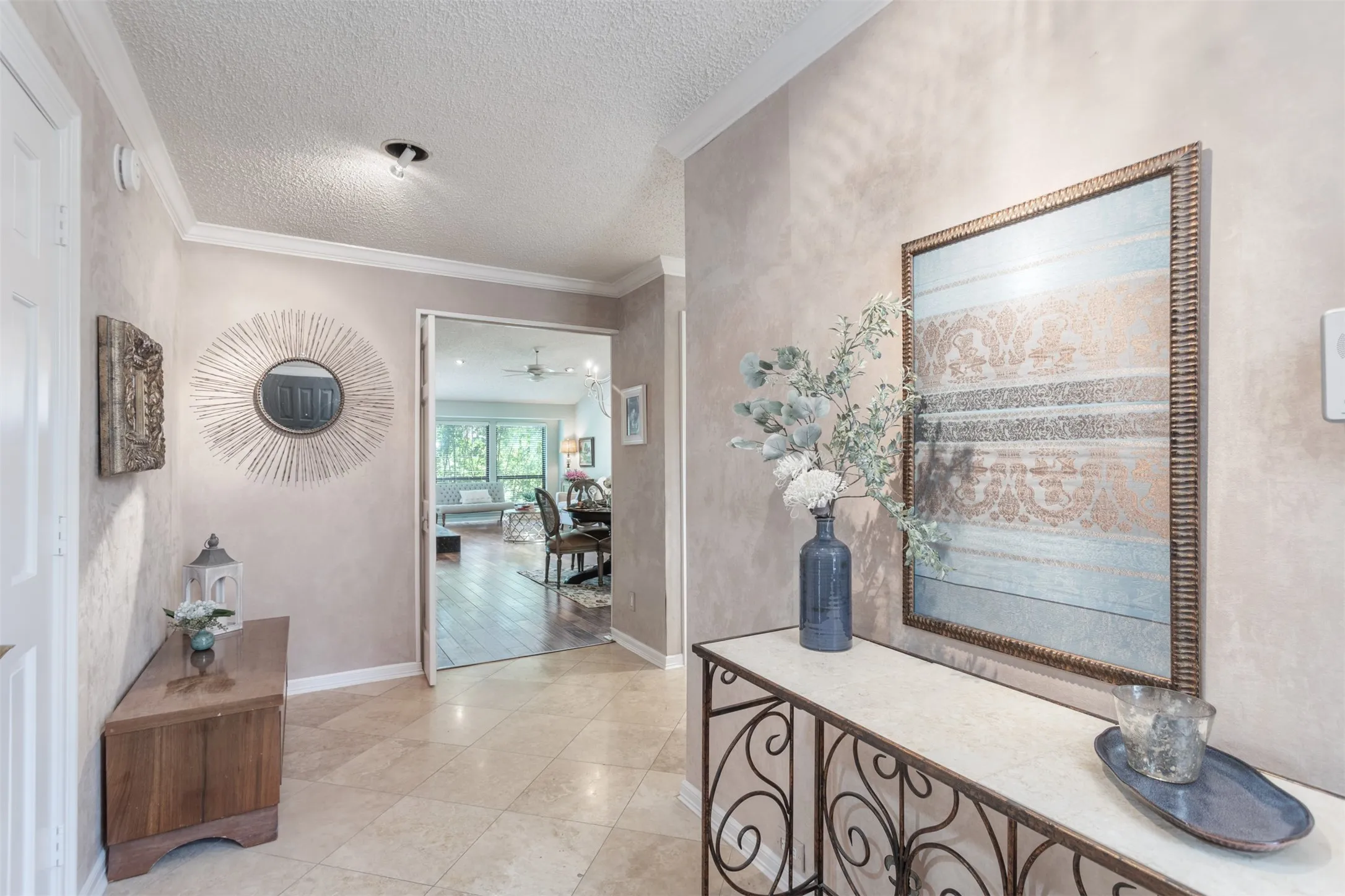 Condominium For Sale in Dallas County , 5158 Westgrove Drive, Dallas, Texas 75248, 2 Bedrooms, 2 Bathrooms, 1 Garage spaces, 1,519 Sqft, built in 1982, Preowned, Price $349,900, mls#21147435, Real Estate Agent in Dallas, Homes For Sale in Dallas county, Homes For Sale in Dallas, Realtor in Dallas Texas, Real Estate Brokerage Independent Realty Texas, Luminita Cordes Realtor