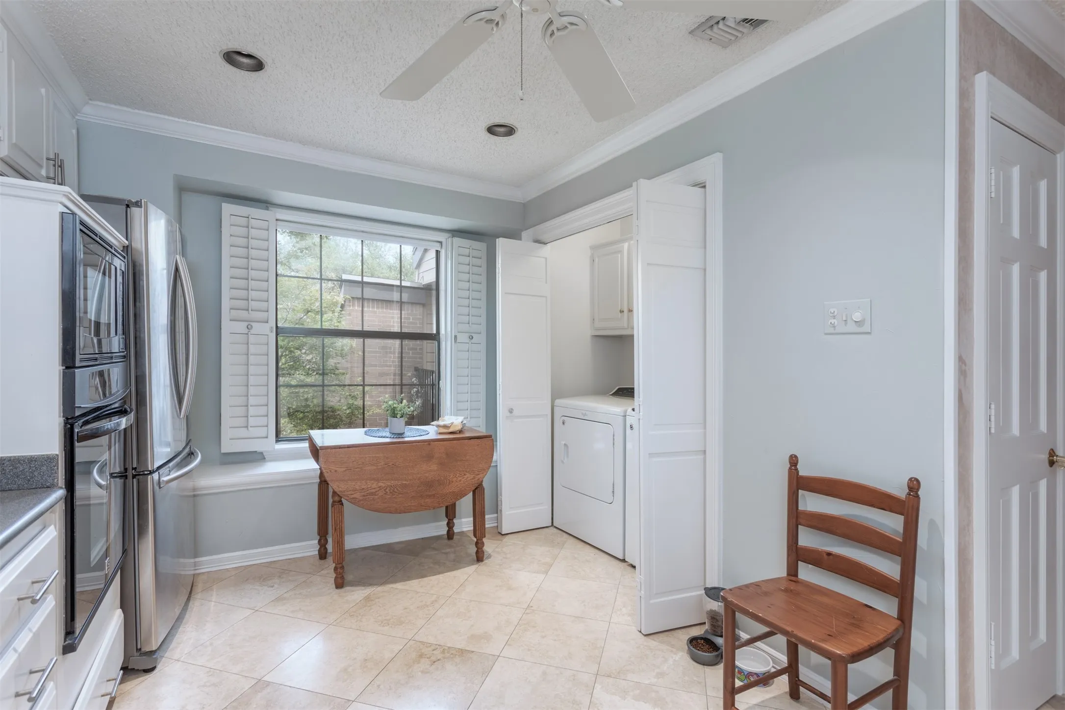 Condominium For Sale in Dallas County , 5158 Westgrove Drive, Dallas, Texas 75248, 2 Bedrooms, 2 Bathrooms, 1 Garage spaces, 1,519 Sqft, built in 1982, Preowned, Price $349,900, mls#21147435, Real Estate Agent in Dallas, Homes For Sale in Dallas county, Homes For Sale in Dallas, Realtor in Dallas Texas, Real Estate Brokerage Independent Realty Texas, Luminita Cordes Realtor