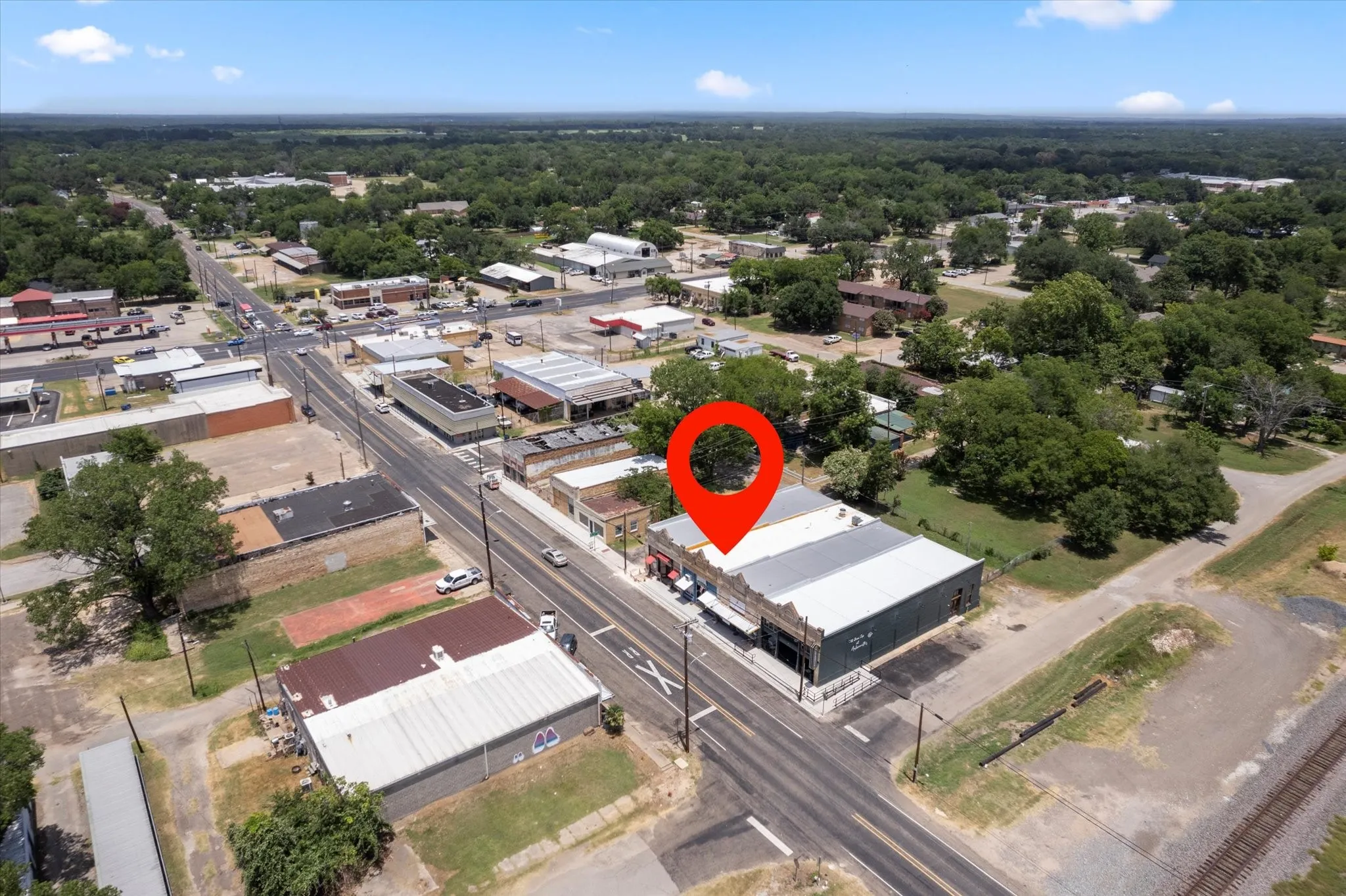 Retail For Sale in Henderson County , 213 S Terry Street, Malakoff, Texas 75148, 0, 0, Garage spaces, 0 Sqft, built in 1950, Preowned, Price $269,000, mls#21153197, Real Estate Agent in Malakoff, Homes For Sale in Henderson county, Homes For Sale in Malakoff, Realtor in Malakoff Texas, Real Estate Brokerage Independent Realty Texas, Luminita Cordes Realtor