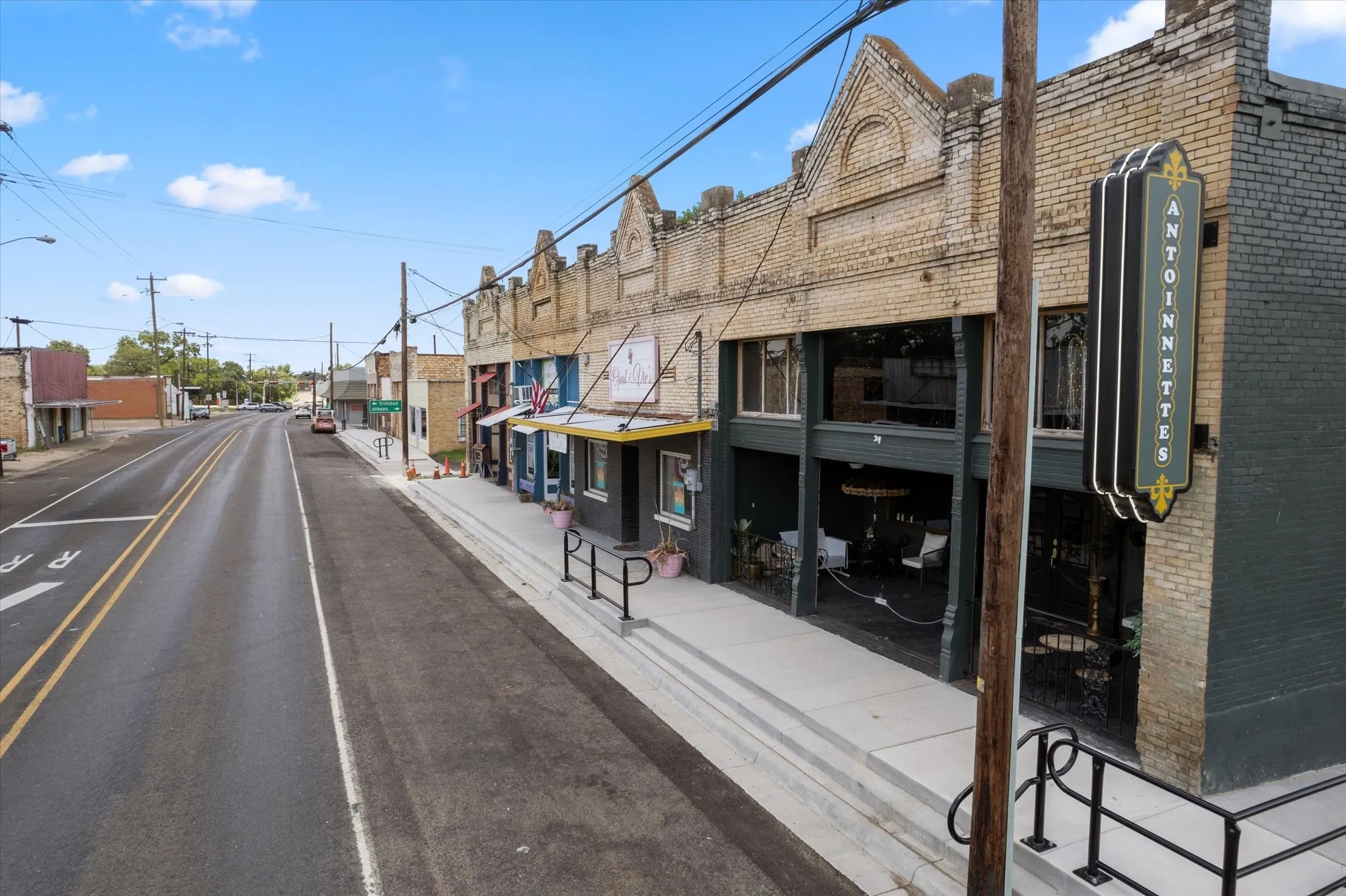 Retail For Sale in Henderson County , 213 S Terry Street, Malakoff, Texas 75148, 0, 0, Garage spaces, 0 Sqft, built in 1950, Preowned, Price $269,000, mls#21153197, Real Estate Agent in Malakoff, Homes For Sale in Henderson county, Homes For Sale in Malakoff, Realtor in Malakoff Texas, Real Estate Brokerage Independent Realty Texas, Luminita Cordes Realtor
