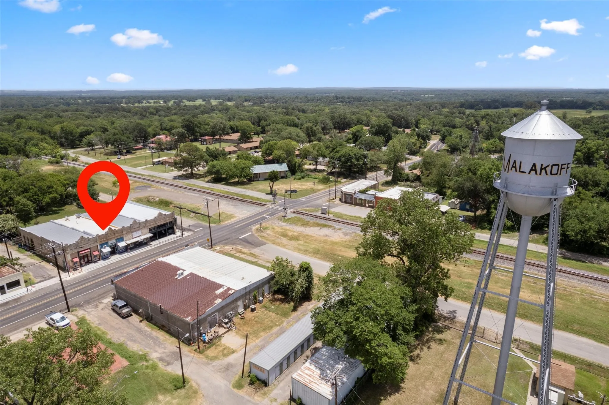 Retail For Sale in Henderson County , 213 S Terry Street, Malakoff, Texas 75148, 0, 0, Garage spaces, 0 Sqft, built in 1950, Preowned, Price $269,000, mls#21153197, Real Estate Agent in Malakoff, Homes For Sale in Henderson county, Homes For Sale in Malakoff, Realtor in Malakoff Texas, Real Estate Brokerage Independent Realty Texas, Luminita Cordes Realtor