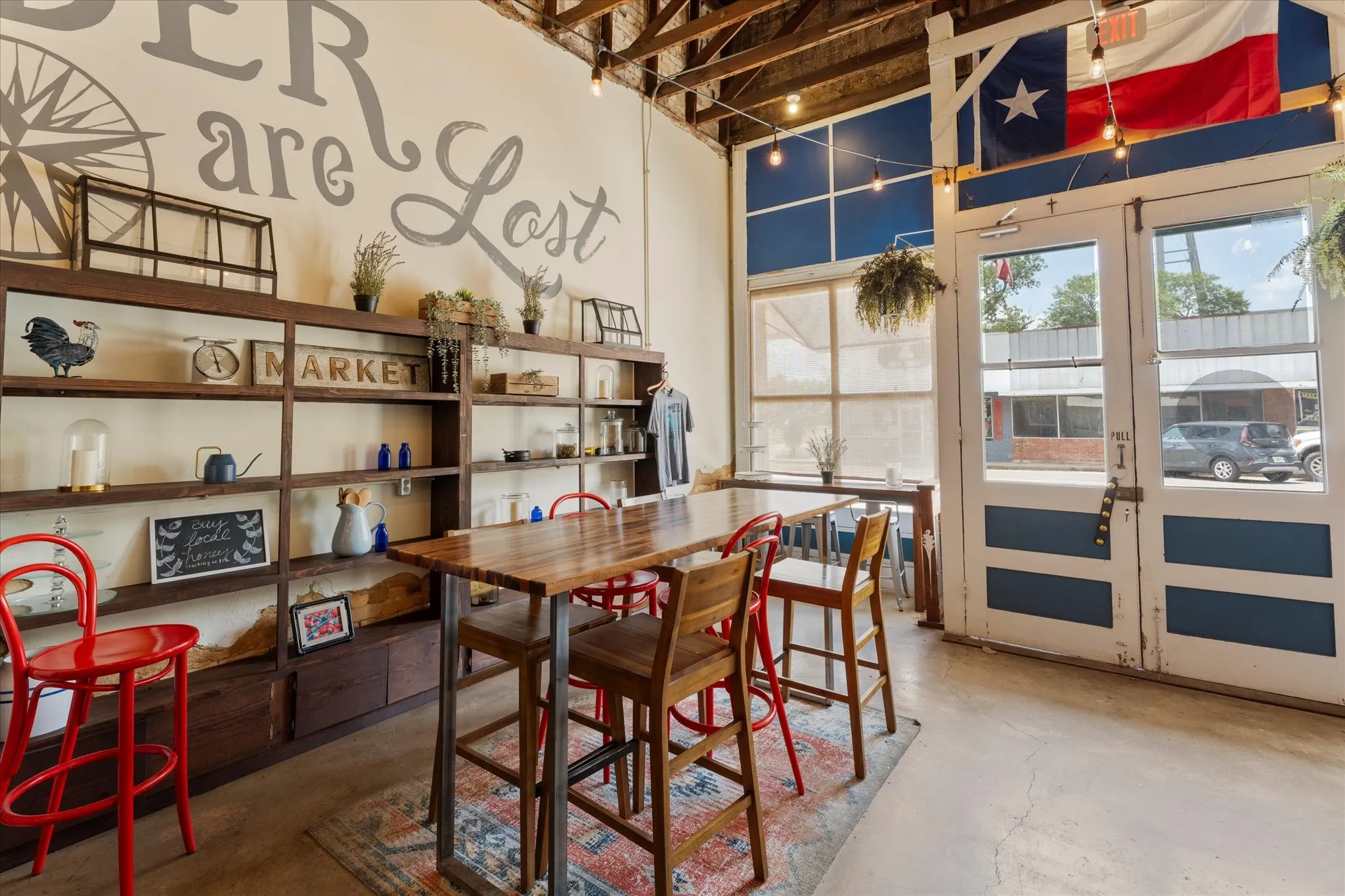 Retail For Sale in Henderson County , 213 S Terry Street, Malakoff, Texas 75148, 0, 0, Garage spaces, 0 Sqft, built in 1950, Preowned, Price $269,000, mls#21153197, Real Estate Agent in Malakoff, Homes For Sale in Henderson county, Homes For Sale in Malakoff, Realtor in Malakoff Texas, Real Estate Brokerage Independent Realty Texas, Luminita Cordes Realtor