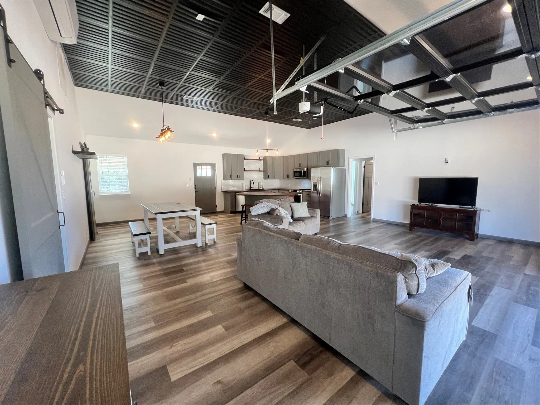Single Family Residence For Sale in Comanche County , 149 Comanche Hills, Comanche, Texas 76442, 3 Bedrooms, 2 Bathrooms, Garage spaces, 1,800 Sqft, built in 2022, Price $400,000, mls#21153071, Real Estate Agent in Comanche, Homes For Sale in Comanche county, Homes For Sale in Comanche, Realtor in Comanche Texas, Real Estate Brokerage Independent Realty Texas, Luminita Cordes Realtor