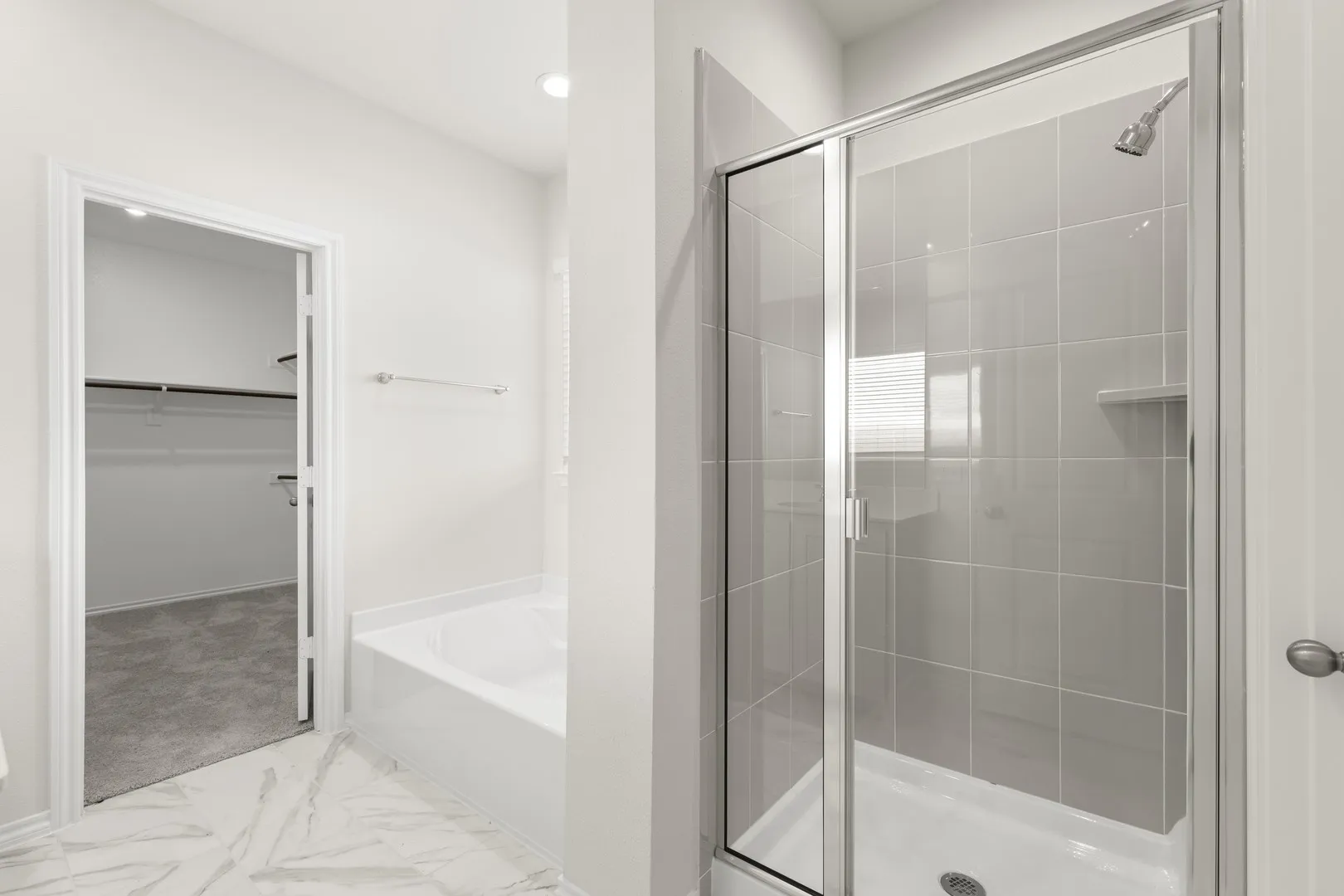 15. 3723 Jade - Bath