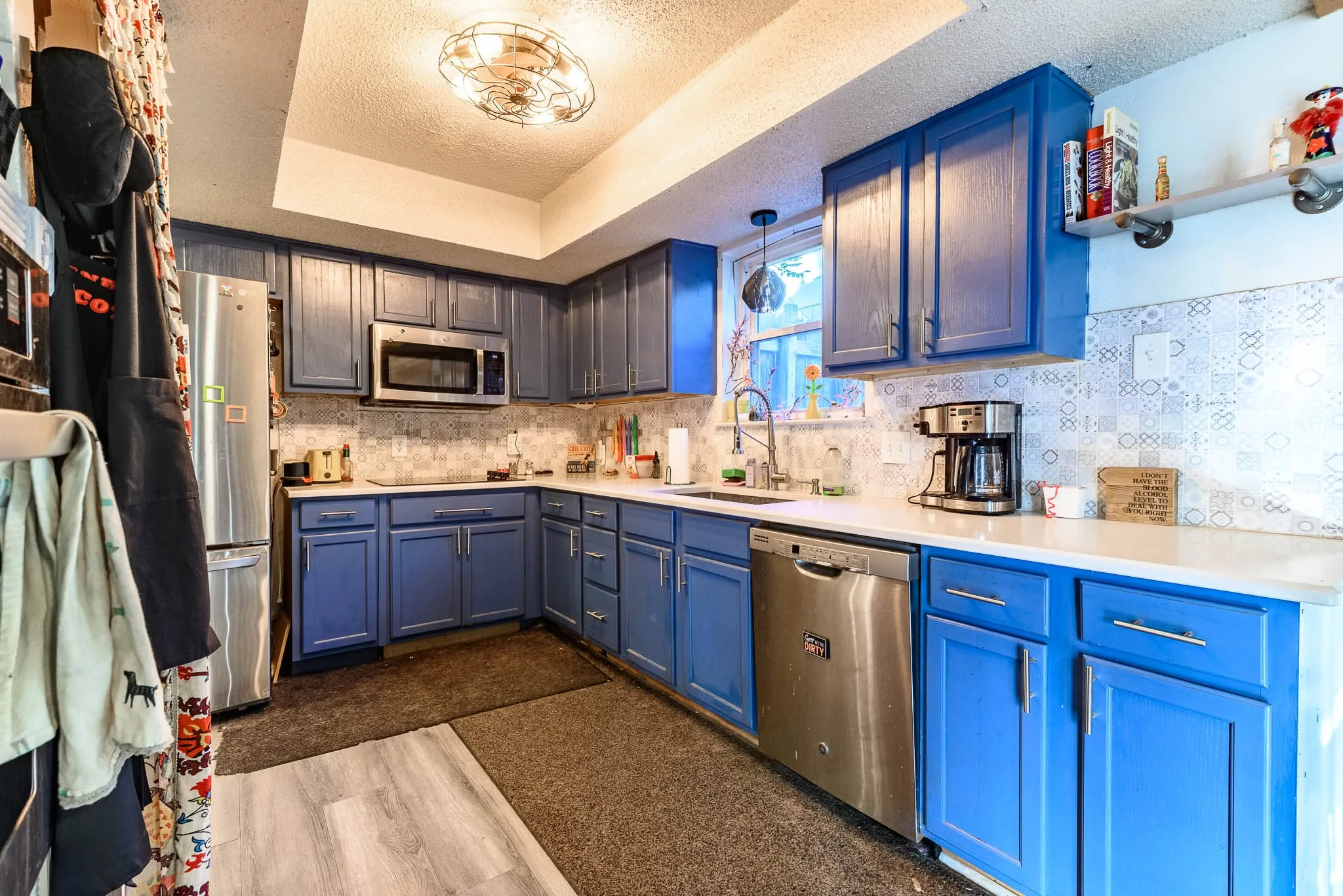 Single Family Residence For Sale in Tarrant County , 2108 Warwick Drive, Arlington, Texas 76015, 3 Bedroom, 2 Bathroom, 1 Garage spaces, 1,592 Sqft, built in 1973, Preowned, mls#21140916, Real Estate Agent in Arlington, Homes For Sale in Tarrant county, Homes For Sale in Arlington, Realtor in Arlington Texas, Real Estate Brokerage Independent Realty Texas, Luminita Cordes Realtor