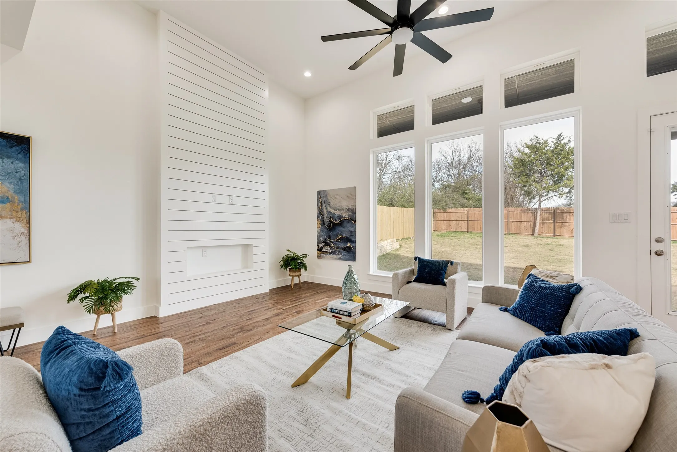 Single Family Residence For Sale in Dallas County , 539 W Laureland Road, Dallas, Texas 75232, 4 Bedroom, 4 Bathroom, 2 Garage spaces, 2,714 Sqft, built in 2026, New Construction - Complete, mls#21152615, Real Estate Agent in Dallas, Homes For Sale in Dallas county, Homes For Sale in Dallas, Realtor in Dallas Texas, Real Estate Brokerage Independent Realty Texas, Luminita Cordes Realtor