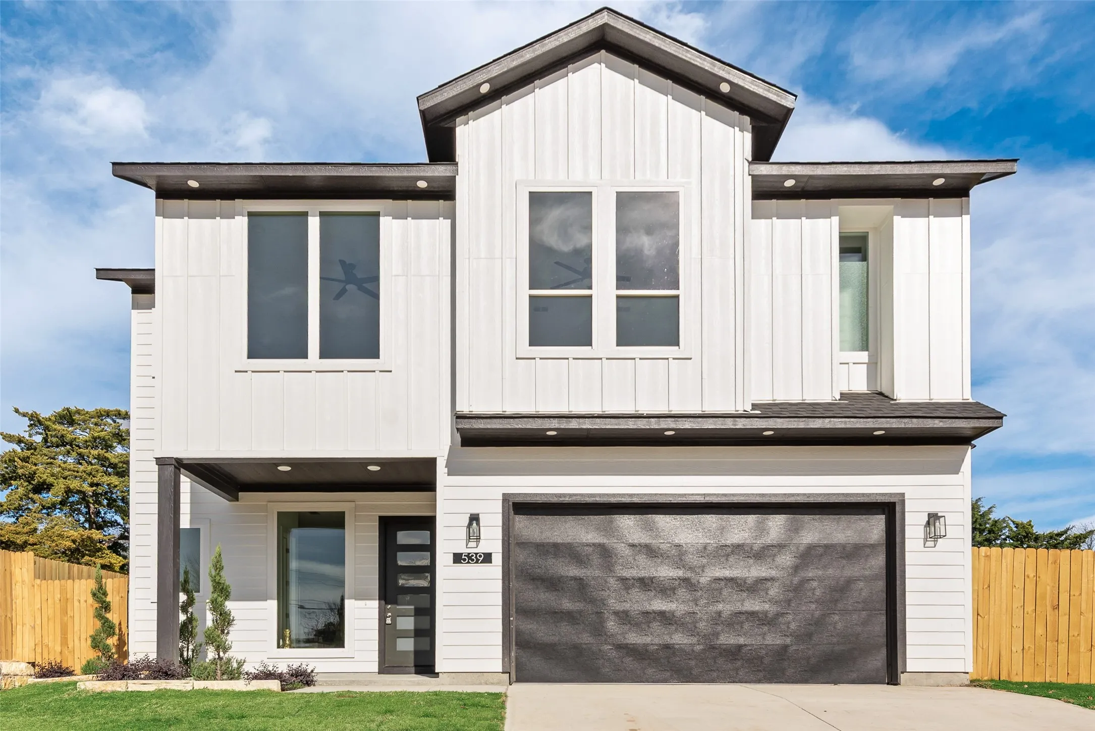 Single Family Residence For Sale in Dallas County , 539 W Laureland Road, Dallas, Texas 75232, 4 Bedroom, 4 Bathroom, 2 Garage spaces, 2,714 Sqft, built in 2026, New Construction - Complete, mls#21152615, Real Estate Agent in Dallas, Homes For Sale in Dallas county, Homes For Sale in Dallas, Realtor in Dallas Texas, Real Estate Brokerage Independent Realty Texas, Luminita Cordes Realtor