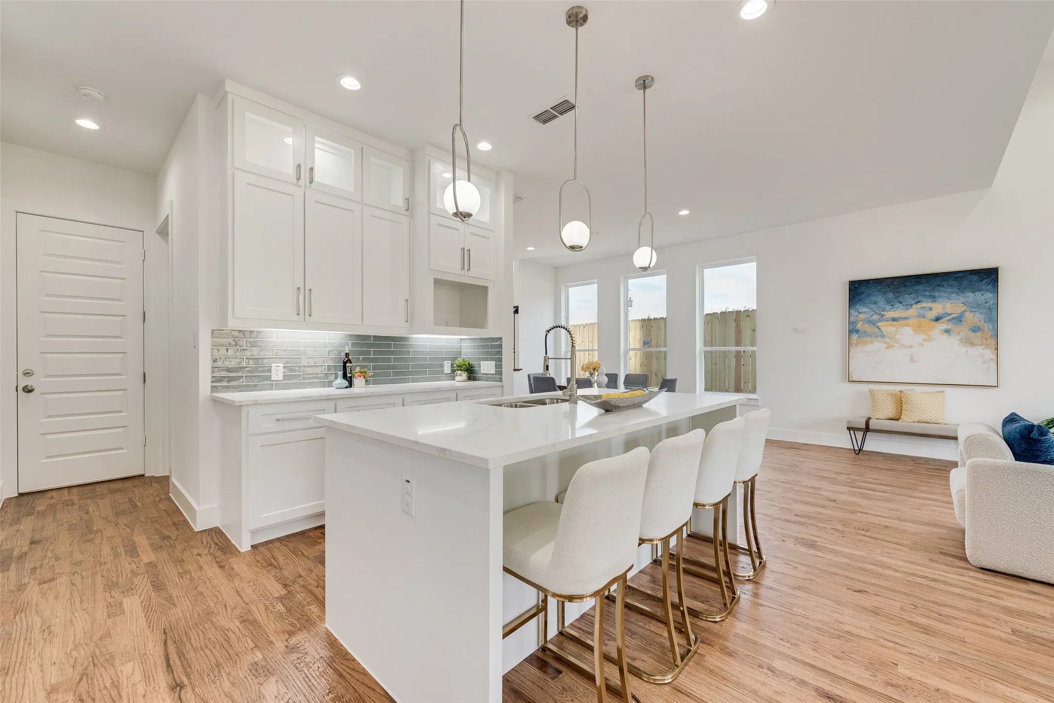 Single Family Residence For Sale in Dallas County , 539 W Laureland Road, Dallas, Texas 75232, 4 Bedroom, 4 Bathroom, 2 Garage spaces, 2,714 Sqft, built in 2026, New Construction - Complete, mls#21152615, Real Estate Agent in Dallas, Homes For Sale in Dallas county, Homes For Sale in Dallas, Realtor in Dallas Texas, Real Estate Brokerage Independent Realty Texas, Luminita Cordes Realtor