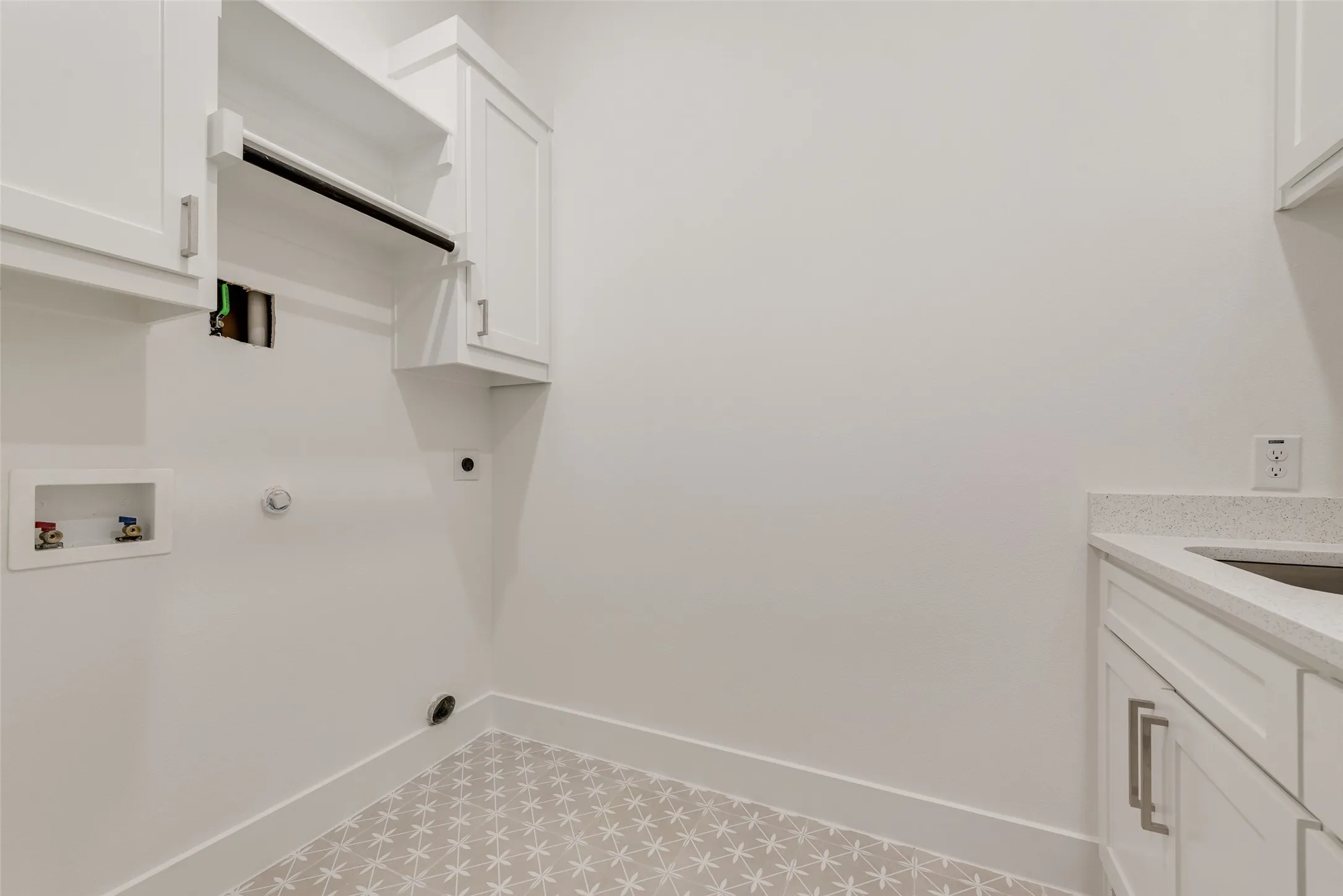 Single Family Residence For Sale in Dallas County , 539 W Laureland Road, Dallas, Texas 75232, 4 Bedroom, 4 Bathroom, 2 Garage spaces, 2,714 Sqft, built in 2026, New Construction - Complete, mls#21152615, Real Estate Agent in Dallas, Homes For Sale in Dallas county, Homes For Sale in Dallas, Realtor in Dallas Texas, Real Estate Brokerage Independent Realty Texas, Luminita Cordes Realtor