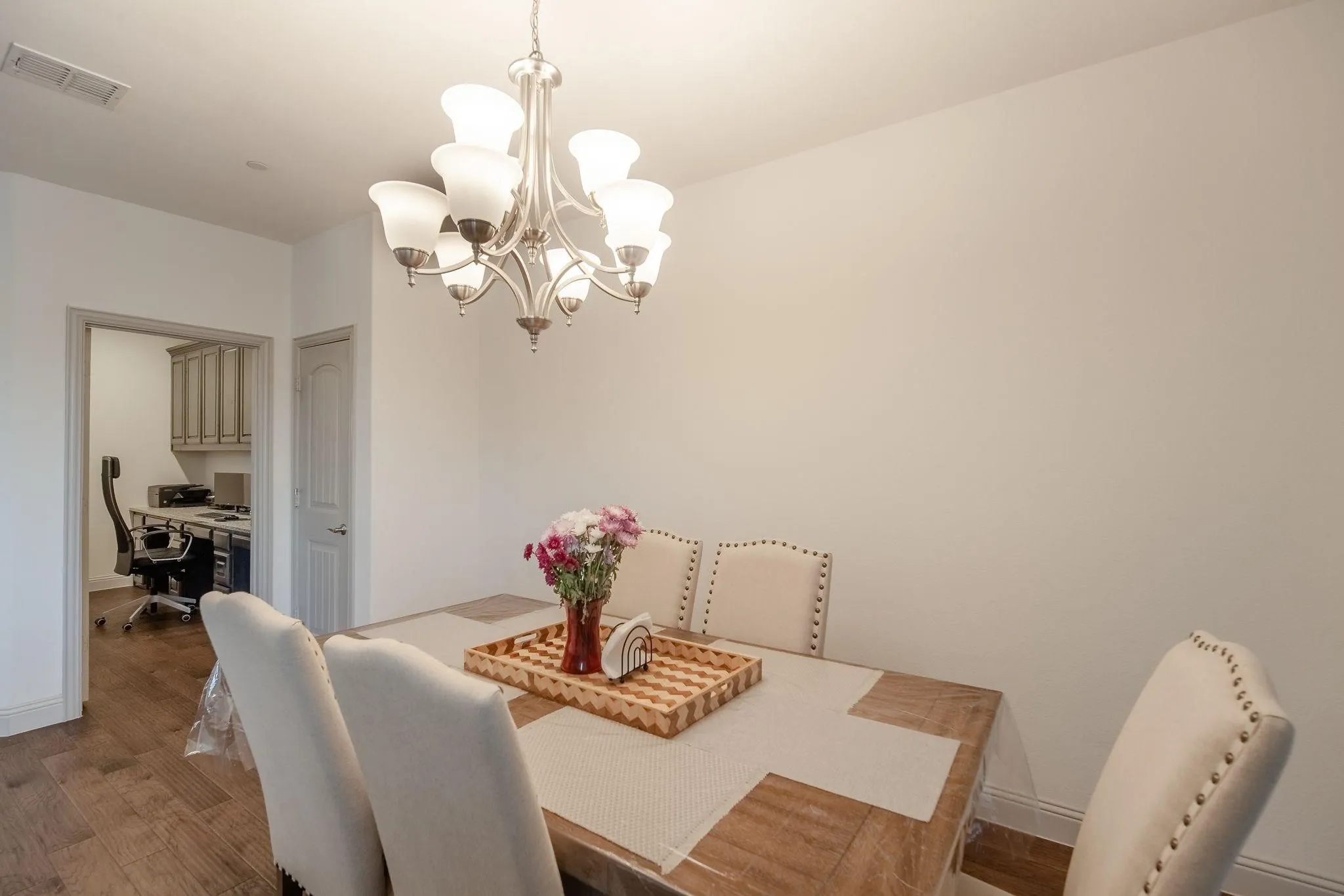 Townhouse For Sale in Collin County , 1224 Wiltshire Drive, Allen, Texas 75013, 3 Bedroom, 3 Bathroom, 2 Garage spaces, 2,262 Sqft, built in 2017, Preowned, mls#21153381, Real Estate Agent in Allen, Homes For Sale in Collin county, Homes For Sale in Allen, Realtor in Allen Texas, Real Estate Brokerage Independent Realty Texas, Luminita Cordes Realtor