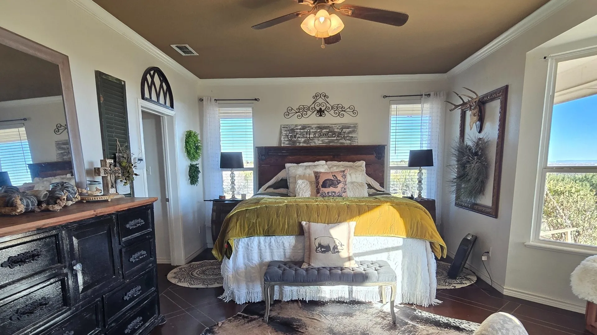 Farm For Sale in Taylor County , 525 County Road 310, Abilene, Texas 79606, 4 Bedroom, 3 Bathroom, Garage spaces, 4,300 Sqft, built in 2009, mls#21152952, Real Estate Agent in Abilene, Homes For Sale in Taylor county, Homes For Sale in Abilene, Realtor in Abilene Texas, Real Estate Brokerage Independent Realty Texas, Luminita Cordes Realtor