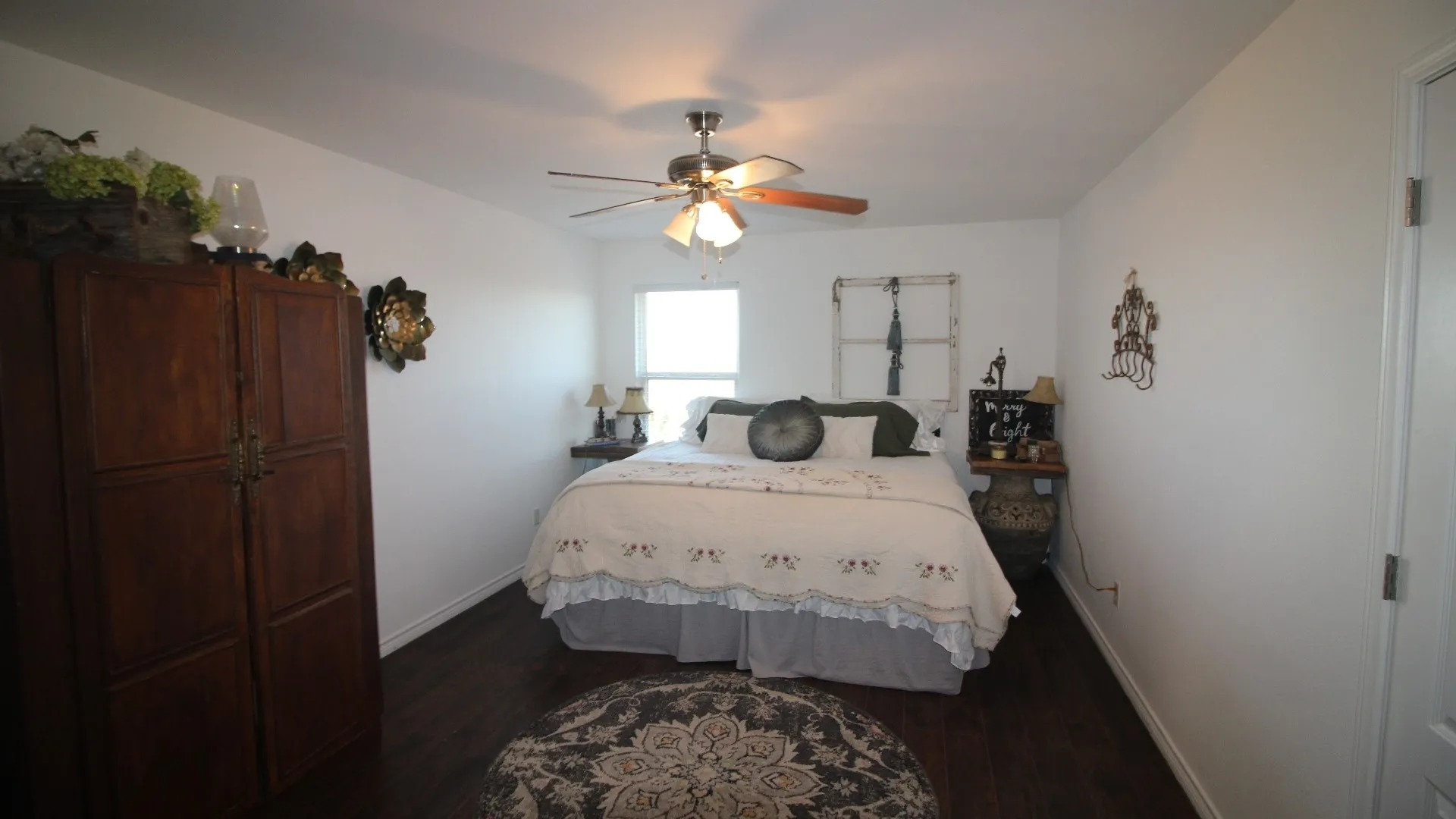 Farm For Sale in Taylor County , 525 County Road 310, Abilene, Texas 79606, 4 Bedroom, 3 Bathroom, Garage spaces, 4,300 Sqft, built in 2009, mls#21152952, Real Estate Agent in Abilene, Homes For Sale in Taylor county, Homes For Sale in Abilene, Realtor in Abilene Texas, Real Estate Brokerage Independent Realty Texas, Luminita Cordes Realtor