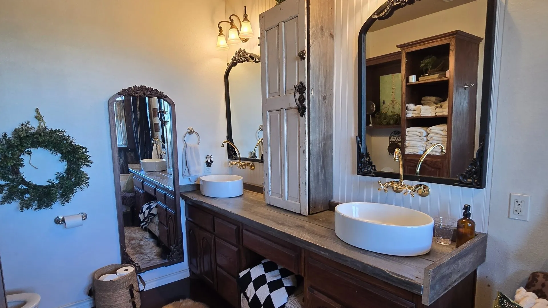 Farm For Sale in Taylor County , 525 County Road 310, Abilene, Texas 79606, 4 Bedroom, 3 Bathroom, Garage spaces, 4,300 Sqft, built in 2009, mls#21152952, Real Estate Agent in Abilene, Homes For Sale in Taylor county, Homes For Sale in Abilene, Realtor in Abilene Texas, Real Estate Brokerage Independent Realty Texas, Luminita Cordes Realtor