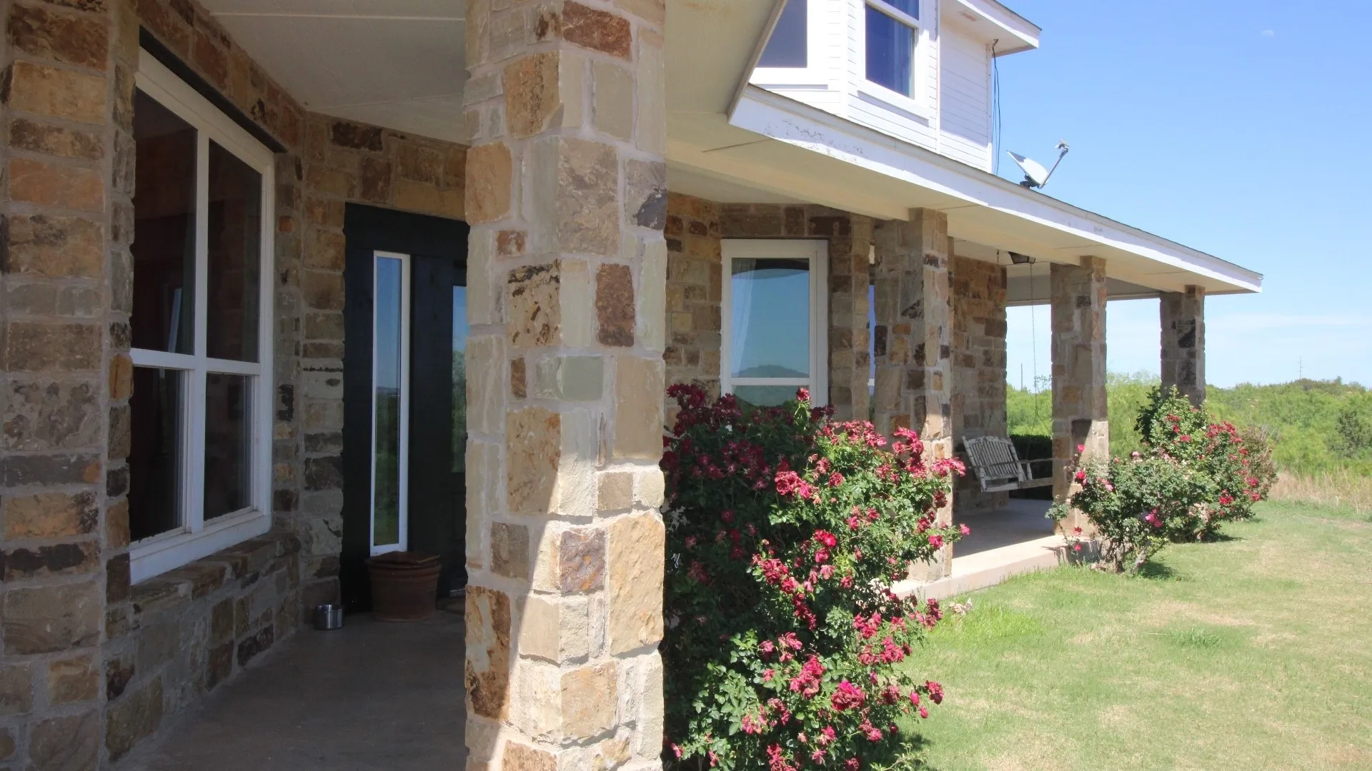Farm For Sale in Taylor County , 525 County Road 310, Abilene, Texas 79606, 4 Bedroom, 3 Bathroom, Garage spaces, 4,300 Sqft, built in 2009, mls#21152952, Real Estate Agent in Abilene, Homes For Sale in Taylor county, Homes For Sale in Abilene, Realtor in Abilene Texas, Real Estate Brokerage Independent Realty Texas, Luminita Cordes Realtor