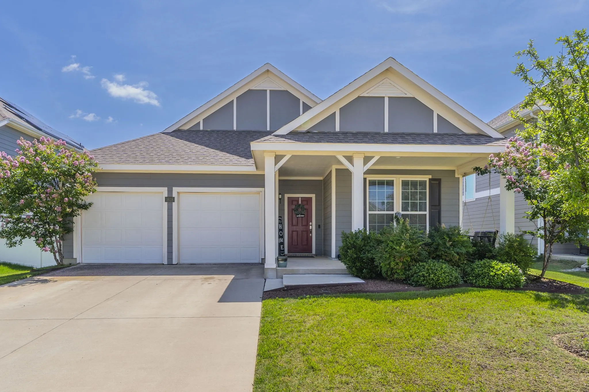 Single Family Residence For Sale in Denton County , 1628 Hinckley Avenue, Providence Village, Texas 76227, 3 Bedroom, 2 Bathroom, 2 Garage spaces, 1,878 Sqft, built in 2019, Preowned, mls#21148927, Real Estate Agent in Providence Village, Homes For Sale in Denton county, Homes For Sale in Providence Village, Realtor in Providence Village Texas, Real Estate Brokerage Independent Realty Texas, Luminita Cordes Realtor