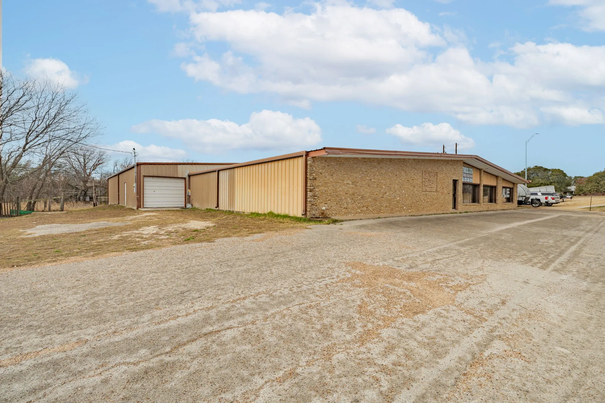 Warehouse For Sale in Comanche County , 103 Indian Creek Drive, Comanche, Texas 76442, 0, 0, Garage spaces, 0 Sqft, built in 1984, Preowned, mls#21153694, Real Estate Agent in Comanche, Homes For Sale in Comanche county, Homes For Sale in Comanche, Realtor in Comanche Texas, Real Estate Brokerage Independent Realty Texas, Luminita Cordes Realtor