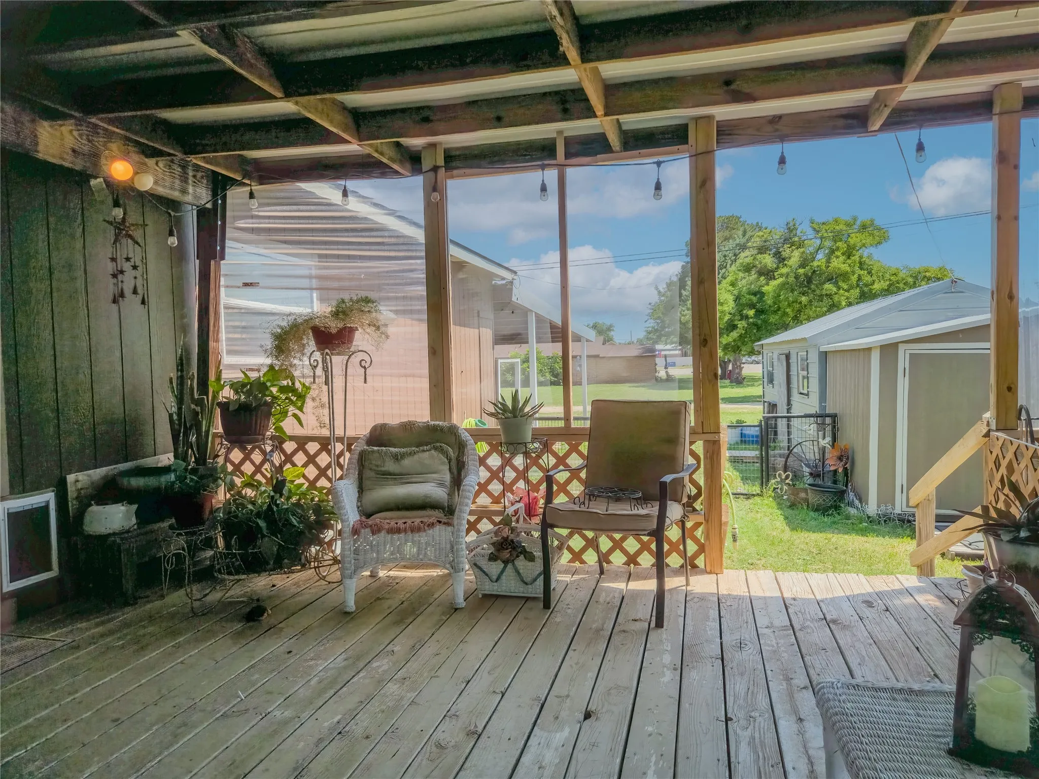 Mobile Home For Sale in Knox County , 210 N Avenue B, Knox City, Texas 79529, 3 Bedrooms, 2 Bathrooms, Garage spaces, 1,456 Sqft, built in 2013, Preowned, Price $145,000, mls#21145112, Real Estate Agent in Knox City, Homes For Sale in Knox county, Homes For Sale in Knox City, Realtor in Knox City Texas, Real Estate Brokerage Independent Realty Texas, Luminita Cordes Realtor