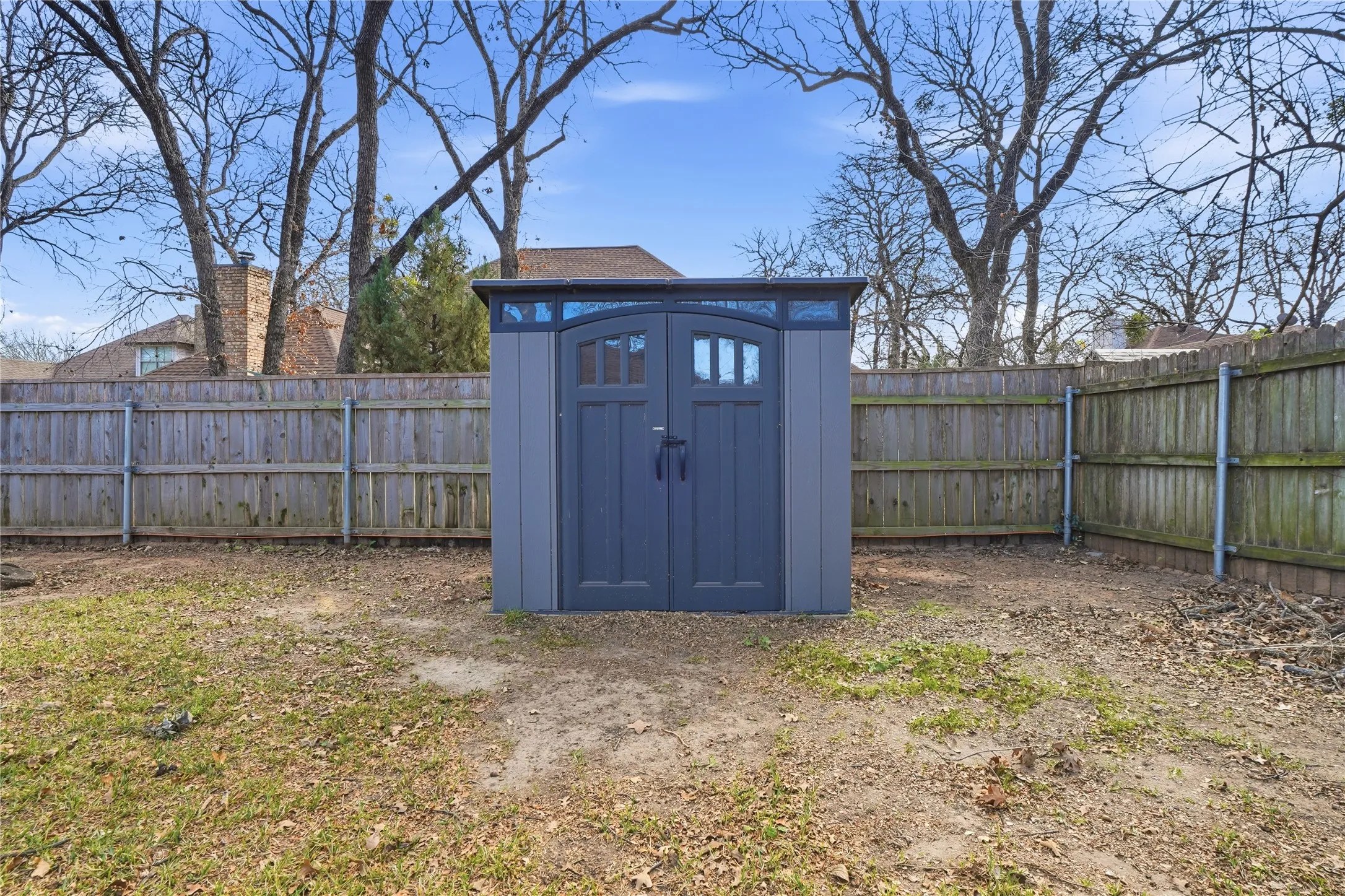 Single Family Residence For Sale in Tarrant County , 1312 Crows Nest Court, Azle, Texas 76020, 4 Bedroom, 3 Bathroom, 3 Garage spaces, 2,078 Sqft, built in 1996, Preowned, mls#21152845, Real Estate Agent in Azle, Homes For Sale in Tarrant county, Homes For Sale in Azle, Realtor in Azle Texas, Real Estate Brokerage Independent Realty Texas, Luminita Cordes Realtor