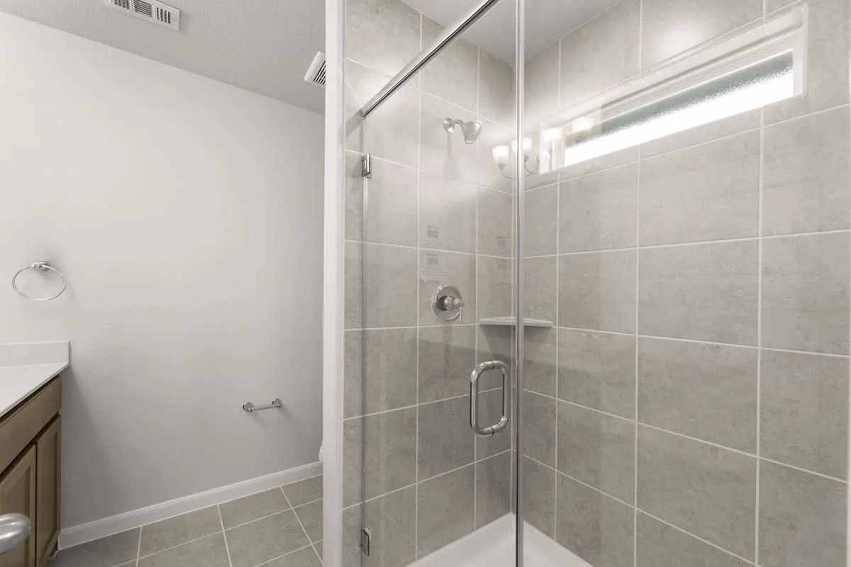 14-451-sweet-spring-lavon-tx-primary-bathroom