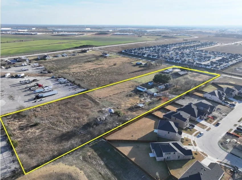 Retail For Sale in Kaufman County , 11034 Reeder Lane, Forney, Texas 75126, 0, 0, Garage spaces, 0 Sqft, built in 1980, Preowned, mls#21148593, Real Estate Agent in Forney, Homes For Sale in Kaufman county, Homes For Sale in Forney, Realtor in Forney Texas, Real Estate Brokerage Independent Realty Texas, Luminita Cordes Realtor