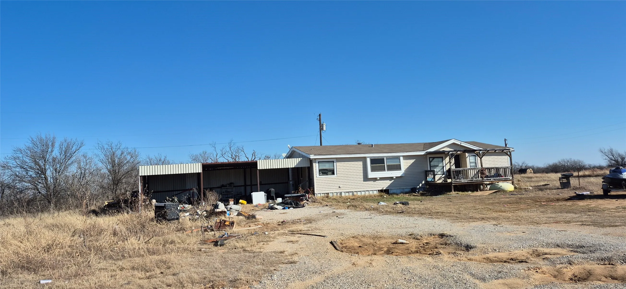 Mobile Home For Sale in Clay County , 701 State Highway 148 N, Henrietta, Texas 76365, 3 Bedrooms, 2 Bathrooms, Garage spaces, 1,200 Sqft, built in 2005, Preowned, Price $46,000, mls#21140892, Real Estate Agent in Henrietta, Homes For Sale in Clay county, Homes For Sale in Henrietta, Realtor in Henrietta Texas, Real Estate Brokerage Independent Realty Texas, Luminita Cordes Realtor