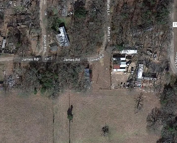 Manufactured Home For Sale in Henderson County , 689 James, Kemp, Texas 75143, 2 Bedrooms, 2 Bathrooms, Garage spaces, 900 Sqft, built in 1976, Preowned, Price $25,000, mls#21154001, Real Estate Agent in Kemp, Homes For Sale in Henderson county, Homes For Sale in Kemp, Realtor in Kemp Texas, Real Estate Brokerage Independent Realty Texas, Luminita Cordes Realtor