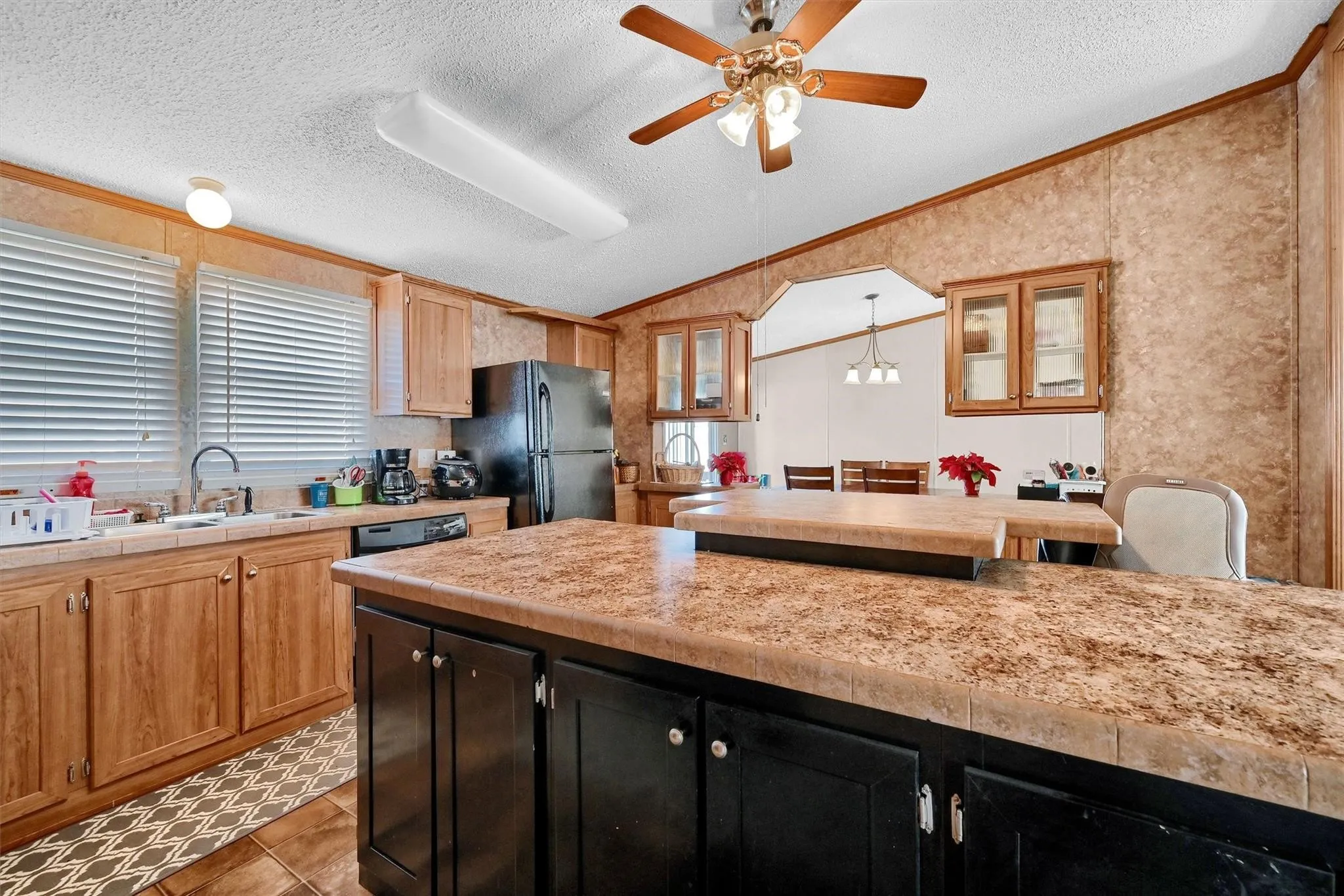 Single Family Residence For Sale in Cooke County , 115 Candlewood Circle, Gainesville, Texas 76240, 4 Bedrooms, 2 Bathrooms, Garage spaces, 1,910 Sqft, built in 2009, Price $239,500, mls#21154033, Real Estate Agent in Gainesville, Homes For Sale in Cooke county, Homes For Sale in Gainesville, Realtor in Gainesville Texas, Real Estate Brokerage Independent Realty Texas, Luminita Cordes Realtor