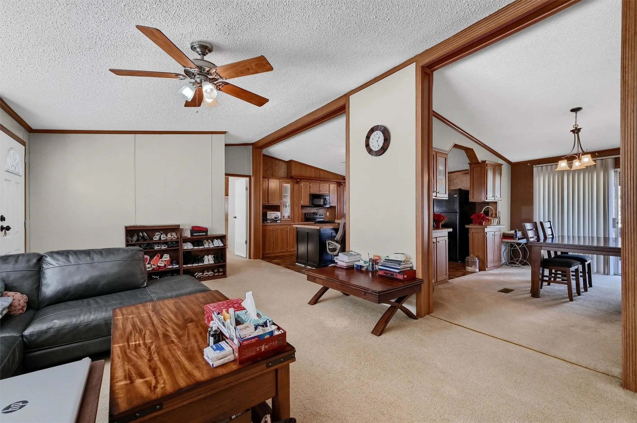 Single Family Residence For Sale in Cooke County , 115 Candlewood Circle, Gainesville, Texas 76240, 4 Bedrooms, 2 Bathrooms, Garage spaces, 1,910 Sqft, built in 2009, Price $239,500, mls#21154033, Real Estate Agent in Gainesville, Homes For Sale in Cooke county, Homes For Sale in Gainesville, Realtor in Gainesville Texas, Real Estate Brokerage Independent Realty Texas, Luminita Cordes Realtor