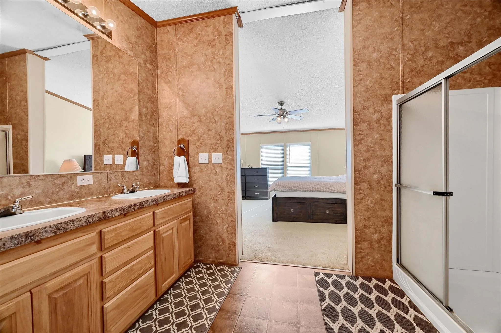 Single Family Residence For Sale in Cooke County , 115 Candlewood Circle, Gainesville, Texas 76240, 4 Bedrooms, 2 Bathrooms, Garage spaces, 1,910 Sqft, built in 2009, Price $239,500, mls#21154033, Real Estate Agent in Gainesville, Homes For Sale in Cooke county, Homes For Sale in Gainesville, Realtor in Gainesville Texas, Real Estate Brokerage Independent Realty Texas, Luminita Cordes Realtor