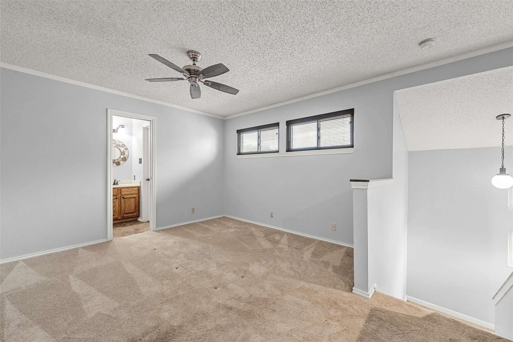 Condominium For Sale in Mc Lennan County , 156 Pleasant Grove Lane 5, Waco, Texas 76712, 2 Bedroom, 2 Bathroom, 1 Garage spaces, 1,656 Sqft, built in 1985, mls#21154082, Real Estate Agent in Waco, Homes For Sale in Mc Lennan county, Homes For Sale in Waco, Realtor in Waco Texas, Real Estate Brokerage Independent Realty Texas, Luminita Cordes Realtor