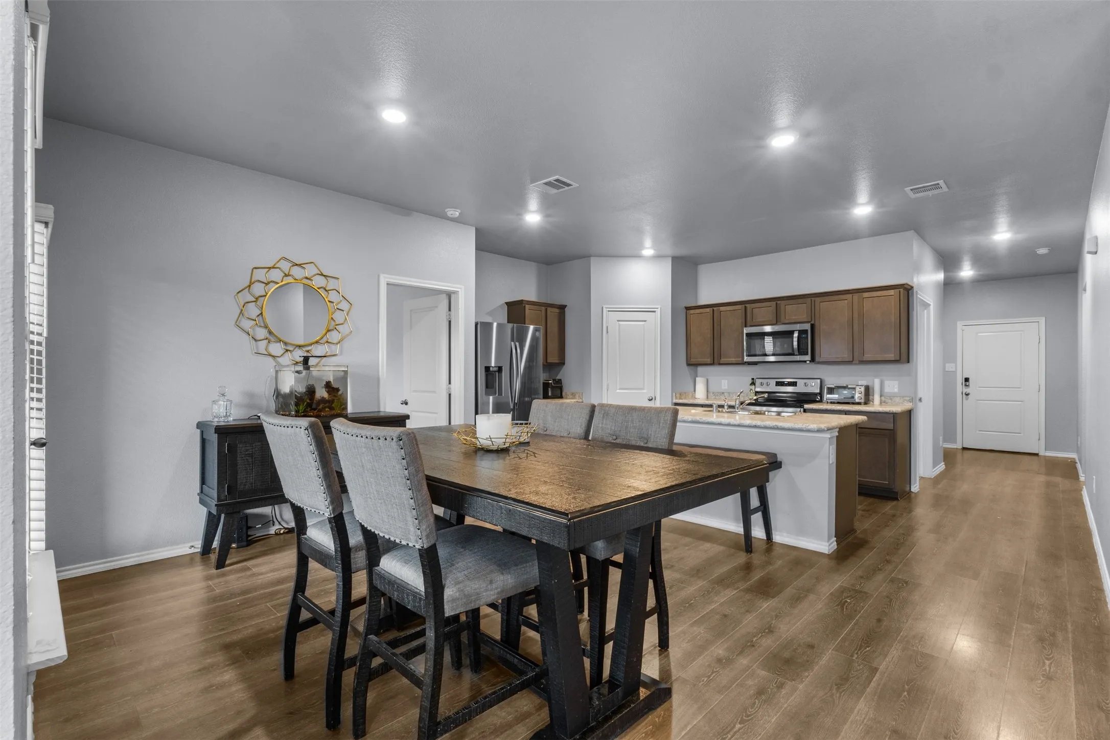 Single Family Residence For Sale in Hunt County , 2141 Palestine Oak Drive, Royse City, Texas 75189, 3 Bedroom, 2 Bathroom, 2 Garage spaces, 1,607 Sqft, built in 2020, Preowned, mls#21154148, Real Estate Agent in Royse City, Homes For Sale in Hunt county, Homes For Sale in Royse City, Realtor in Royse City Texas, Real Estate Brokerage Independent Realty Texas, Luminita Cordes Realtor