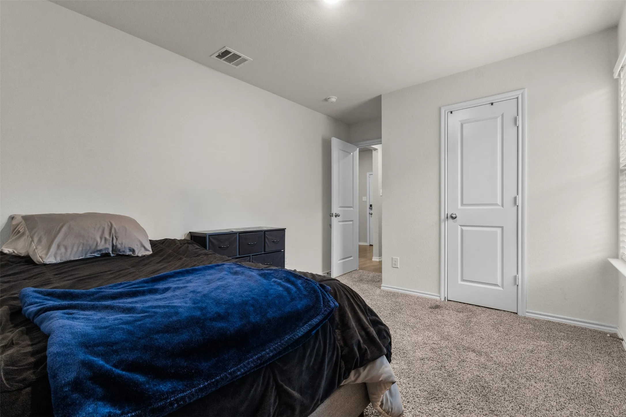 Single Family Residence For Sale in Hunt County , 2141 Palestine Oak Drive, Royse City, Texas 75189, 3 Bedroom, 2 Bathroom, 2 Garage spaces, 1,607 Sqft, built in 2020, Preowned, mls#21154148, Real Estate Agent in Royse City, Homes For Sale in Hunt county, Homes For Sale in Royse City, Realtor in Royse City Texas, Real Estate Brokerage Independent Realty Texas, Luminita Cordes Realtor