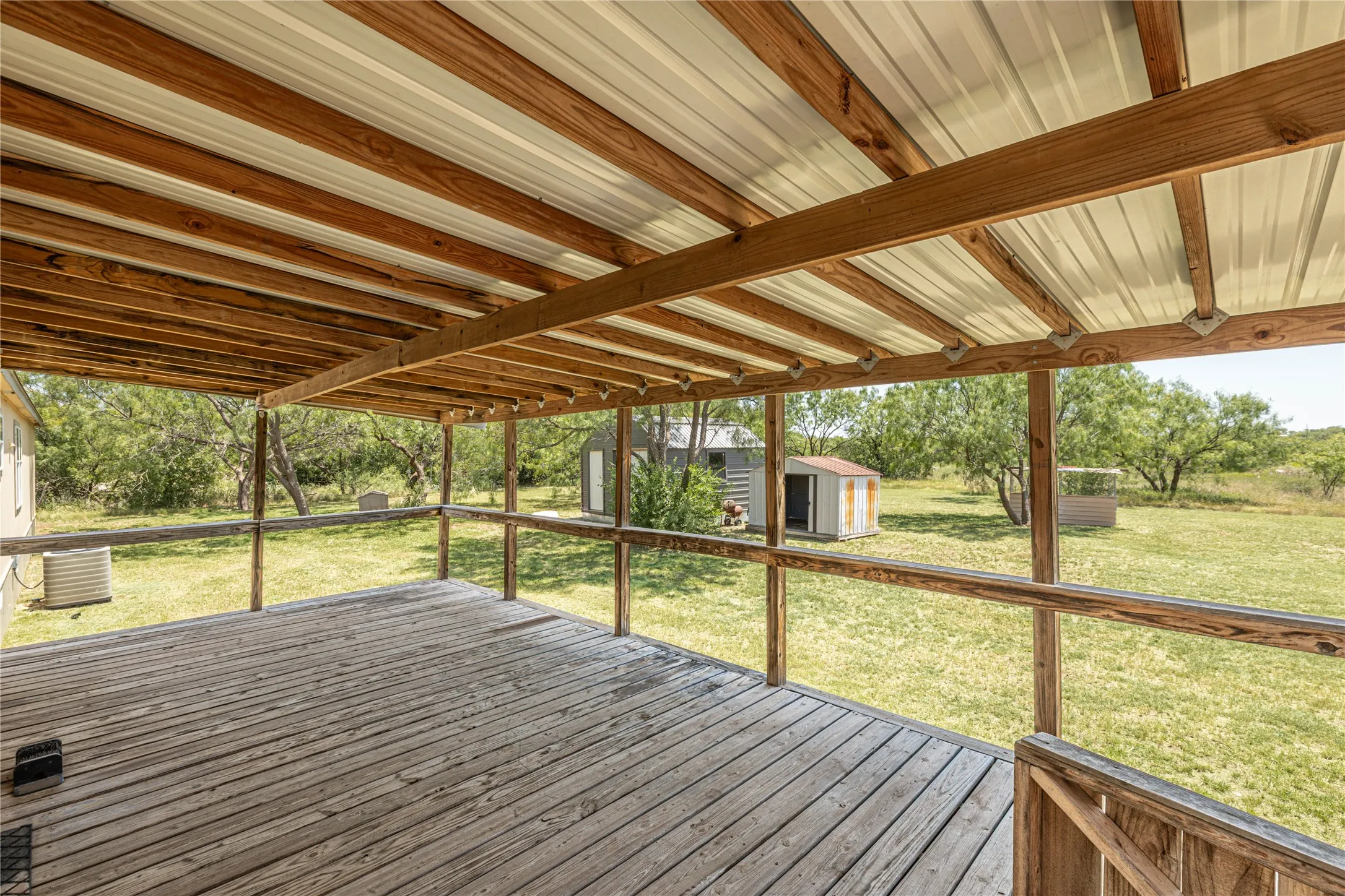 Mobile Home For Sale in Shackelford County , 1147 County Road 150, Abilene, Texas 79601, 3 Bedrooms, 2 Bathrooms, Garage spaces, 1,360 Sqft, built in 2015, Preowned, Price $241,900, mls#21154142, Real Estate Agent in Abilene, Homes For Sale in Shackelford county, Homes For Sale in Abilene, Realtor in Abilene Texas, Real Estate Brokerage Independent Realty Texas, Luminita Cordes Realtor