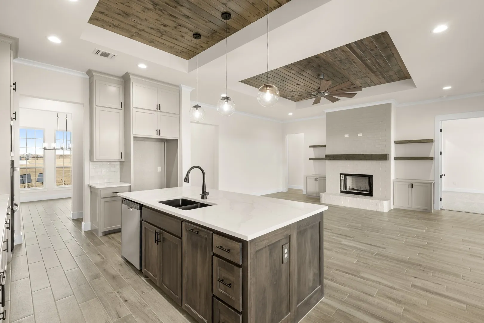 115 Blackstar- Kitchen-4