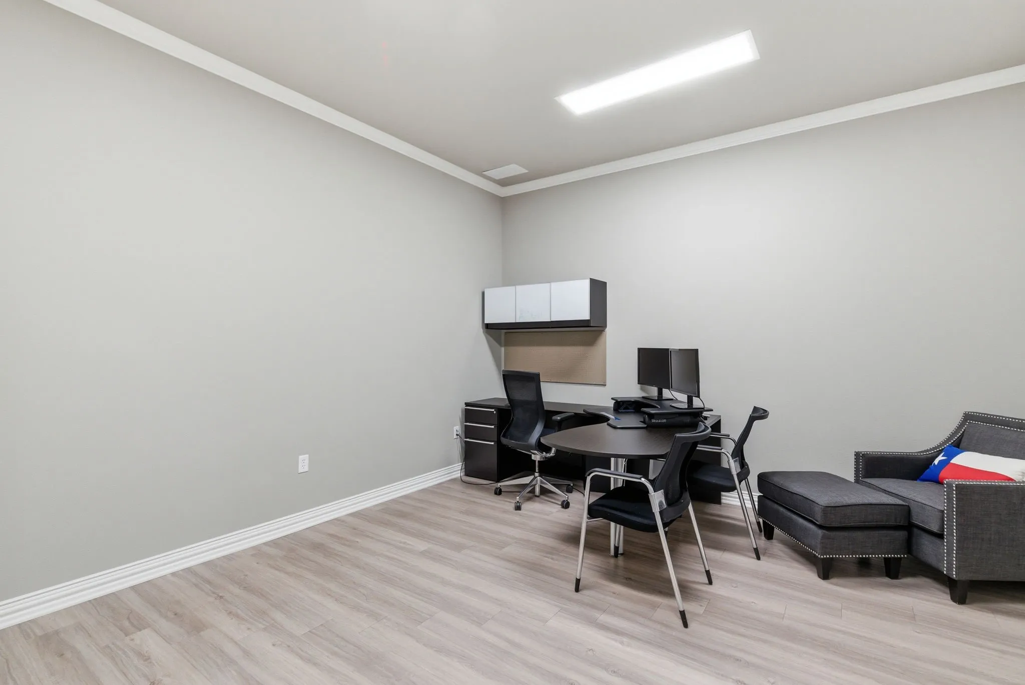 Office For Rent in Tarrant County , 8849 Davis Boulevard 300, Keller, Texas 76248, 0, 0, Garage spaces, 0 Sqft, built in 2018, Preowned, mls#21154441, Real Estate Agent in Keller, Homes For Rent in Tarrant county, Homes For Rent in Keller, Realtor in Keller Texas, Real Estate Brokerage Independent Realty Texas, Luminita Cordes Realtor