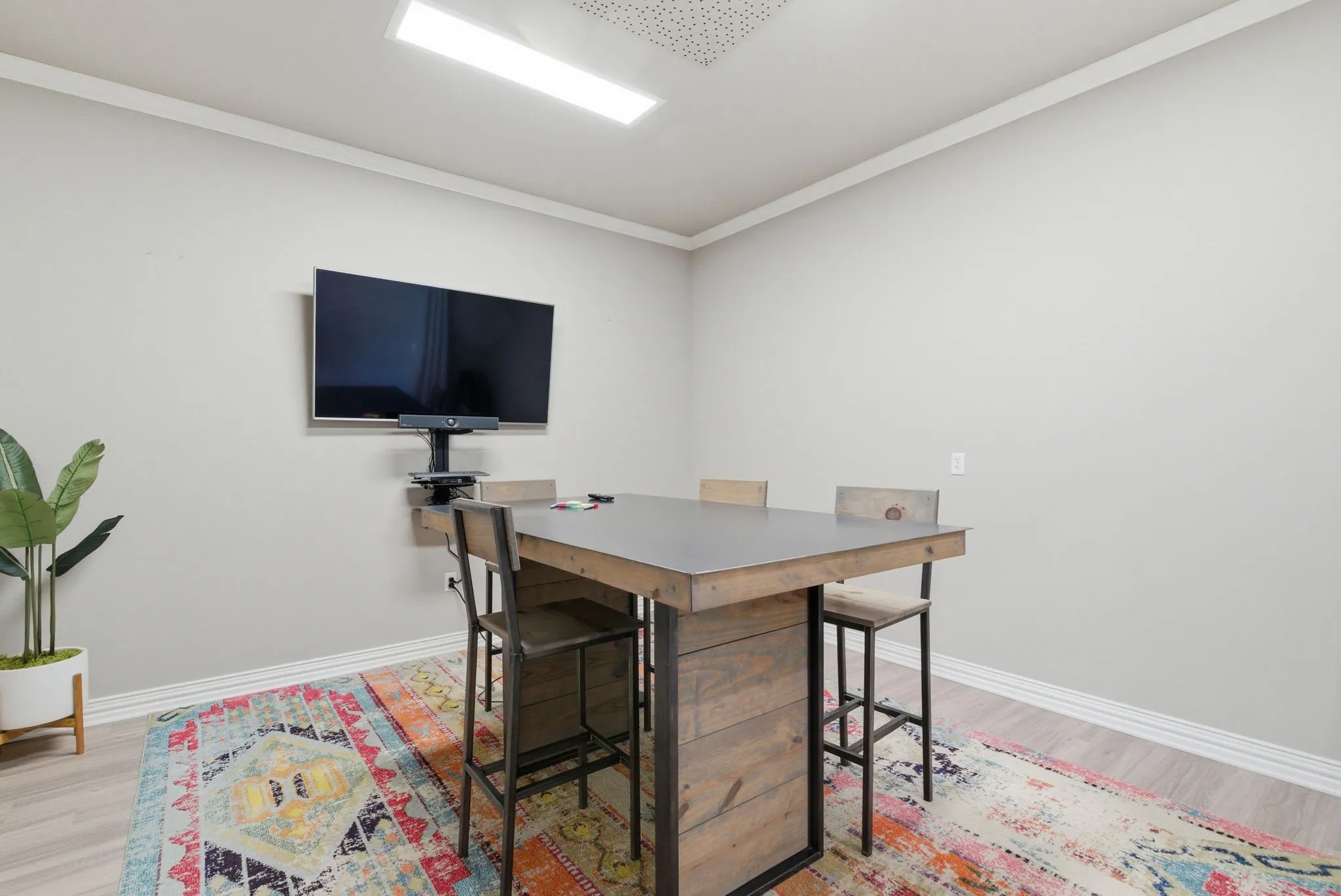 Office For Rent in Tarrant County , 8849 Davis Boulevard 300, Keller, Texas 76248, 0, 0, Garage spaces, 0 Sqft, built in 2018, Preowned, mls#21154441, Real Estate Agent in Keller, Homes For Rent in Tarrant county, Homes For Rent in Keller, Realtor in Keller Texas, Real Estate Brokerage Independent Realty Texas, Luminita Cordes Realtor