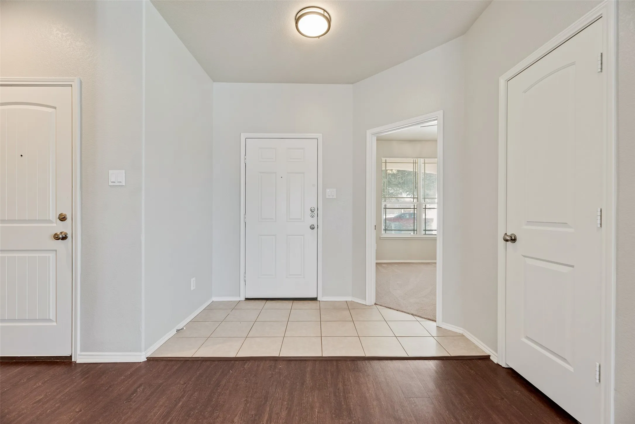 Single Family Residence For Sale in Denton County , 1724 Murphy Court, Providence Village, Texas 76227, 3 Bedroom, 2 Bathroom, 2 Garage spaces, 1,687 Sqft, built in 2010, mls#21154447, Real Estate Agent in Providence Village, Homes For Sale in Denton county, Homes For Sale in Providence Village, Realtor in Providence Village Texas, Real Estate Brokerage Independent Realty Texas, Luminita Cordes Realtor