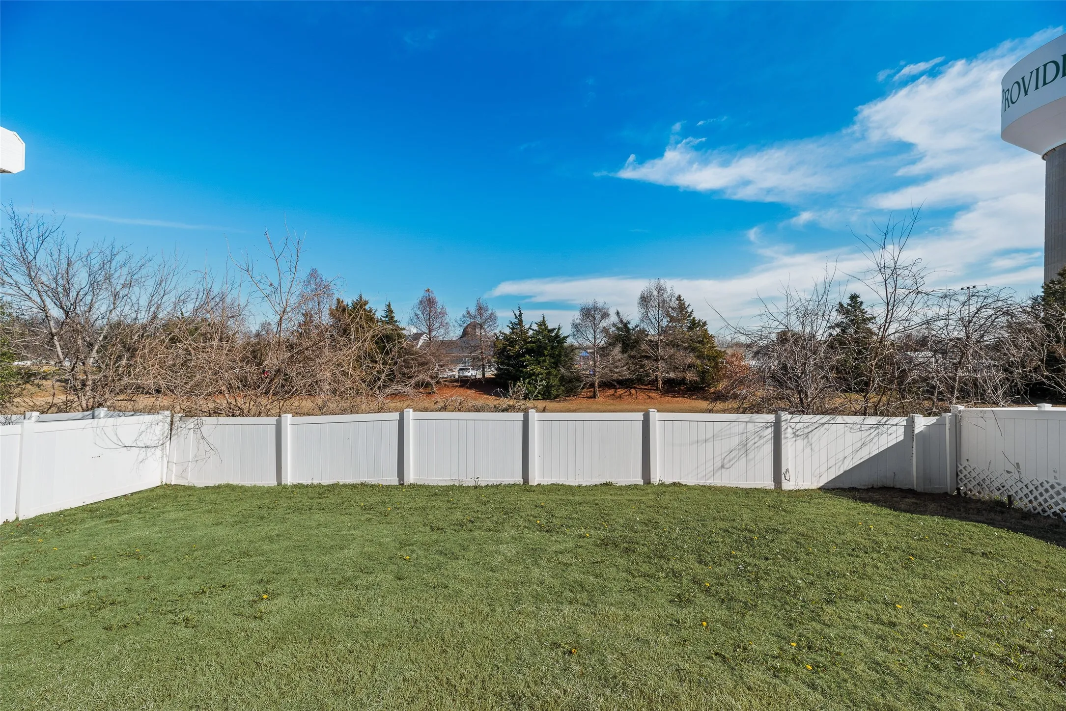 Single Family Residence For Sale in Denton County , 1724 Murphy Court, Providence Village, Texas 76227, 3 Bedroom, 2 Bathroom, 2 Garage spaces, 1,687 Sqft, built in 2010, mls#21154447, Real Estate Agent in Providence Village, Homes For Sale in Denton county, Homes For Sale in Providence Village, Realtor in Providence Village Texas, Real Estate Brokerage Independent Realty Texas, Luminita Cordes Realtor