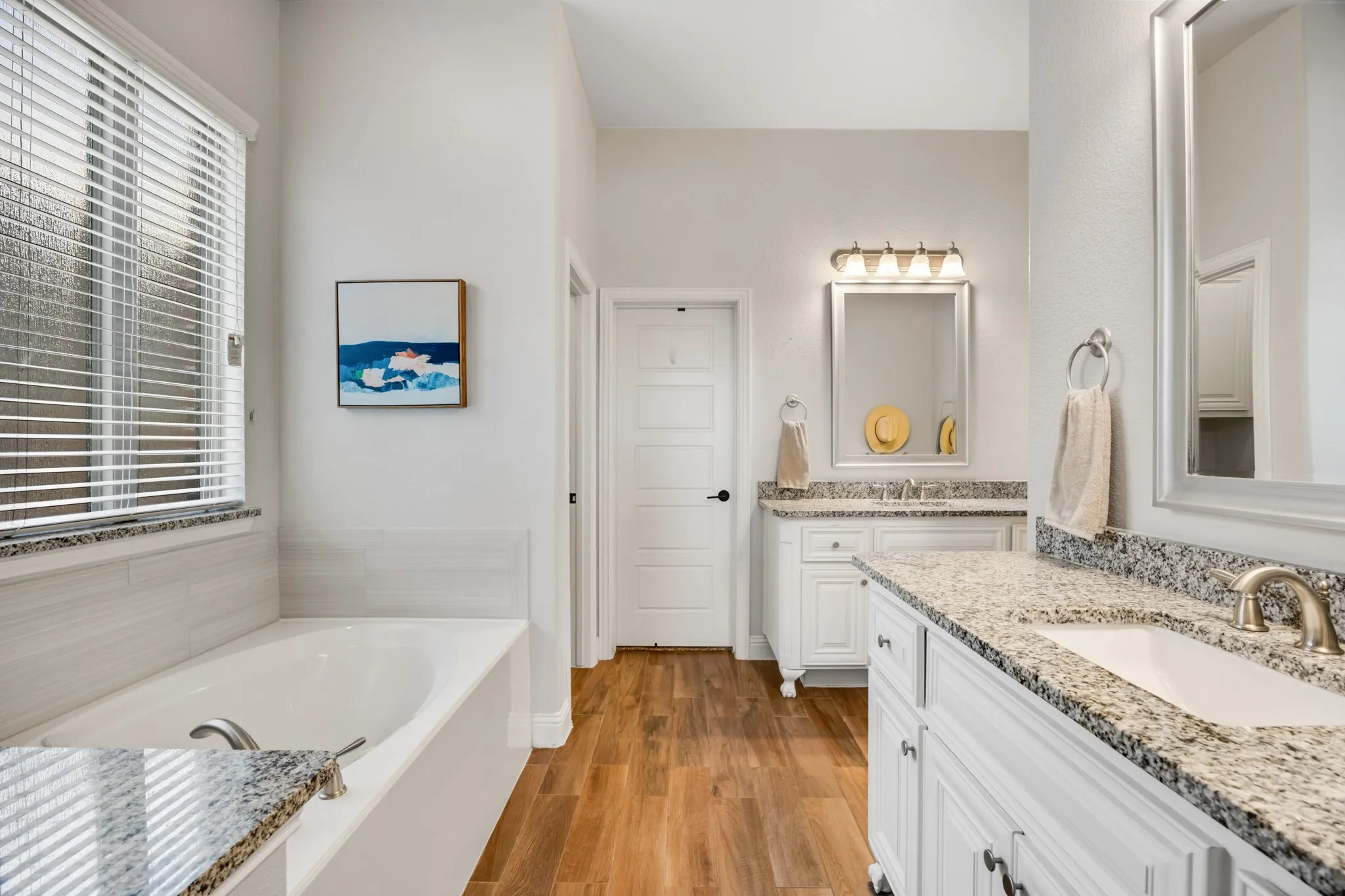 Single Family Residence For Sale in Denton County , 16701 Millenium Park Place, Prosper, Texas 75078, 4 Bedroom, 4 Bathroom, 2 Garage spaces, 3,305 Sqft, built in 2017, mls#21153221, Real Estate Agent in Prosper, Homes For Sale in Denton county, Homes For Sale in Prosper, Realtor in Prosper Texas, Real Estate Brokerage Independent Realty Texas, Luminita Cordes Realtor