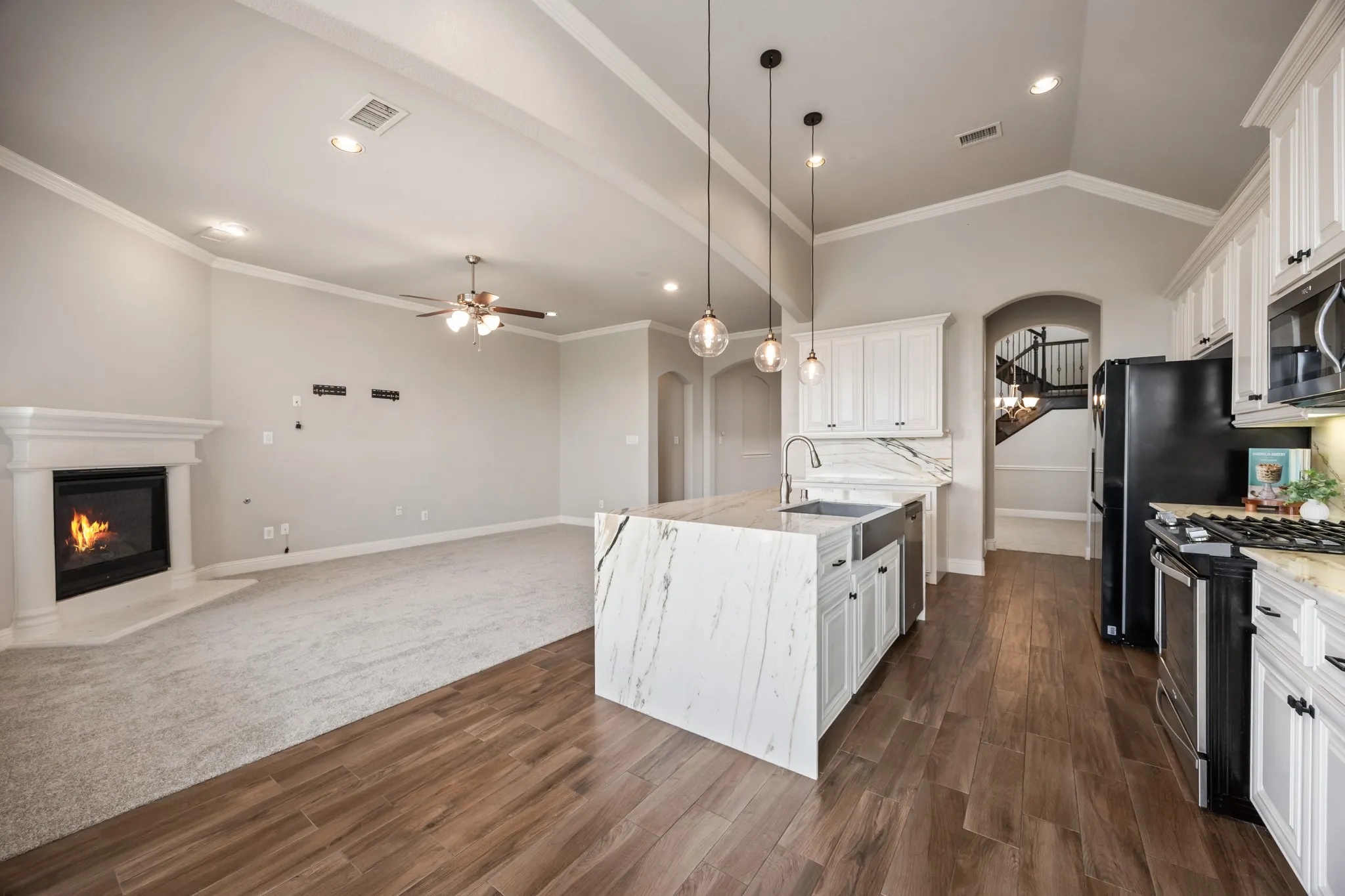 Single Family Residence For Sale in Denton County , 16701 Millenium Park Place, Prosper, Texas 75078, 4 Bedroom, 4 Bathroom, 2 Garage spaces, 3,305 Sqft, built in 2017, mls#21153221, Real Estate Agent in Prosper, Homes For Sale in Denton county, Homes For Sale in Prosper, Realtor in Prosper Texas, Real Estate Brokerage Independent Realty Texas, Luminita Cordes Realtor
