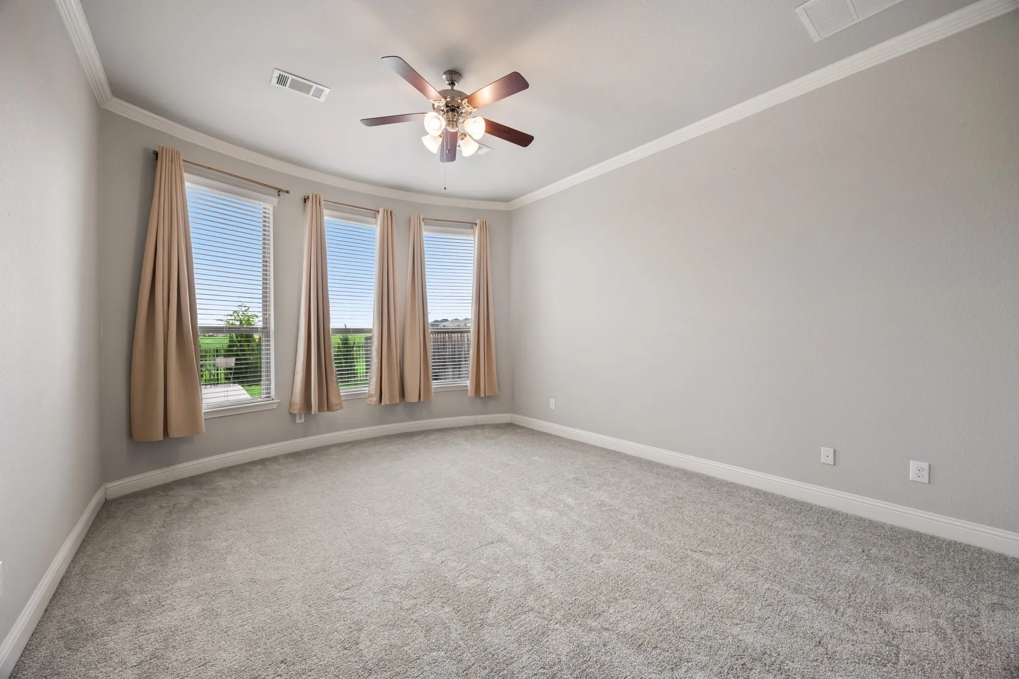 Single Family Residence For Sale in Denton County , 16701 Millenium Park Place, Prosper, Texas 75078, 4 Bedroom, 4 Bathroom, 2 Garage spaces, 3,305 Sqft, built in 2017, mls#21153221, Real Estate Agent in Prosper, Homes For Sale in Denton county, Homes For Sale in Prosper, Realtor in Prosper Texas, Real Estate Brokerage Independent Realty Texas, Luminita Cordes Realtor