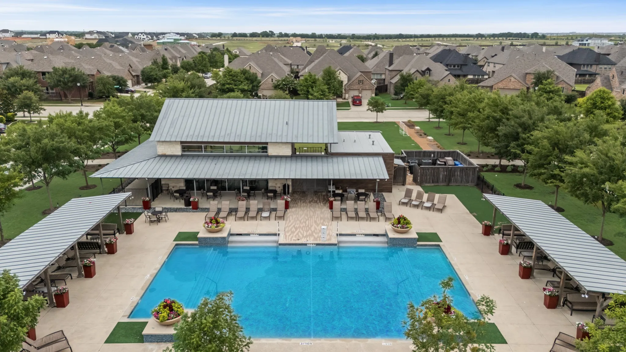 Single Family Residence For Sale in Denton County , 16701 Millenium Park Place, Prosper, Texas 75078, 4 Bedroom, 4 Bathroom, 2 Garage spaces, 3,305 Sqft, built in 2017, mls#21153221, Real Estate Agent in Prosper, Homes For Sale in Denton county, Homes For Sale in Prosper, Realtor in Prosper Texas, Real Estate Brokerage Independent Realty Texas, Luminita Cordes Realtor