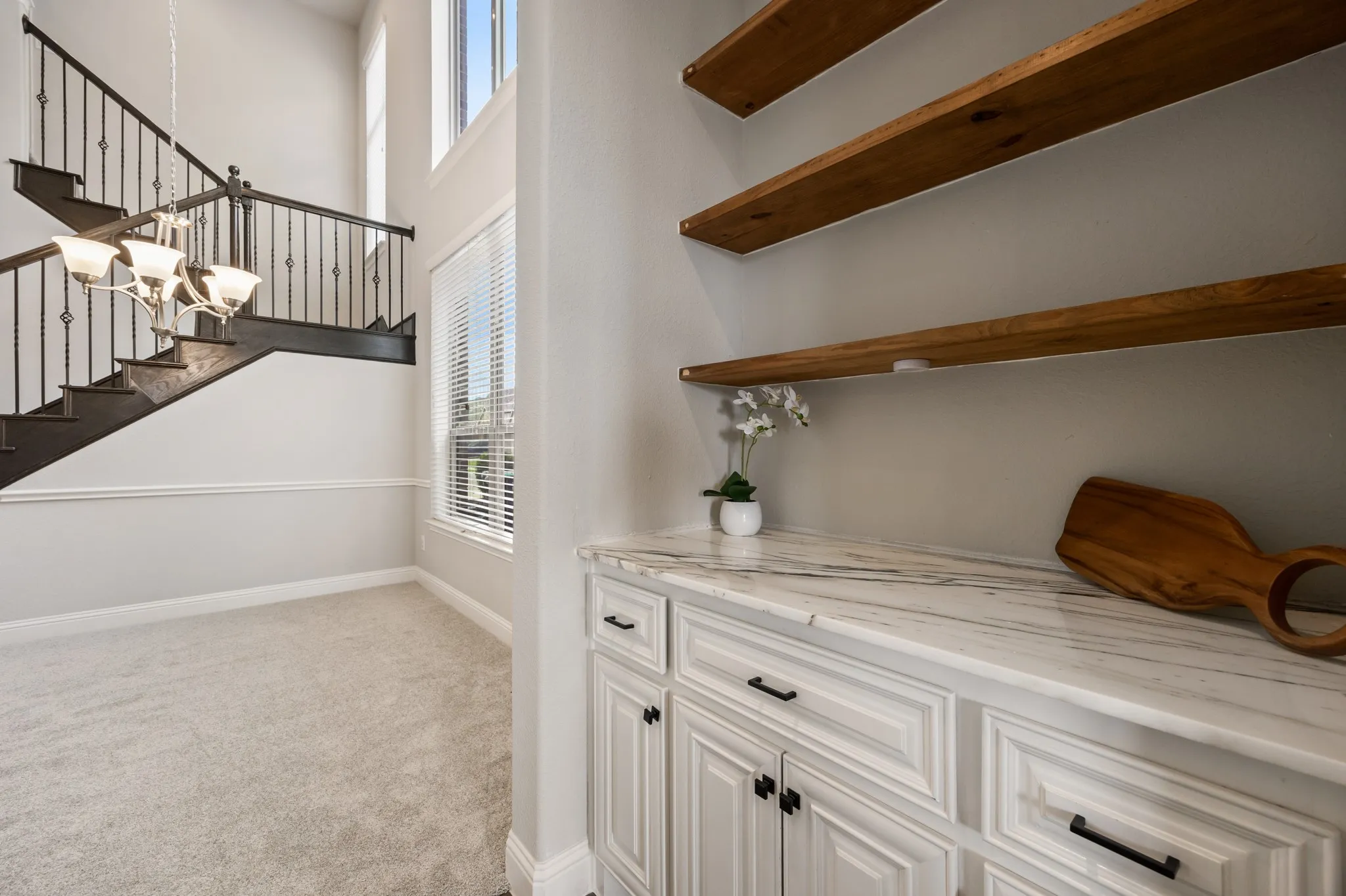 Single Family Residence For Sale in Denton County , 16701 Millenium Park Place, Prosper, Texas 75078, 4 Bedroom, 4 Bathroom, 2 Garage spaces, 3,305 Sqft, built in 2017, mls#21153221, Real Estate Agent in Prosper, Homes For Sale in Denton county, Homes For Sale in Prosper, Realtor in Prosper Texas, Real Estate Brokerage Independent Realty Texas, Luminita Cordes Realtor