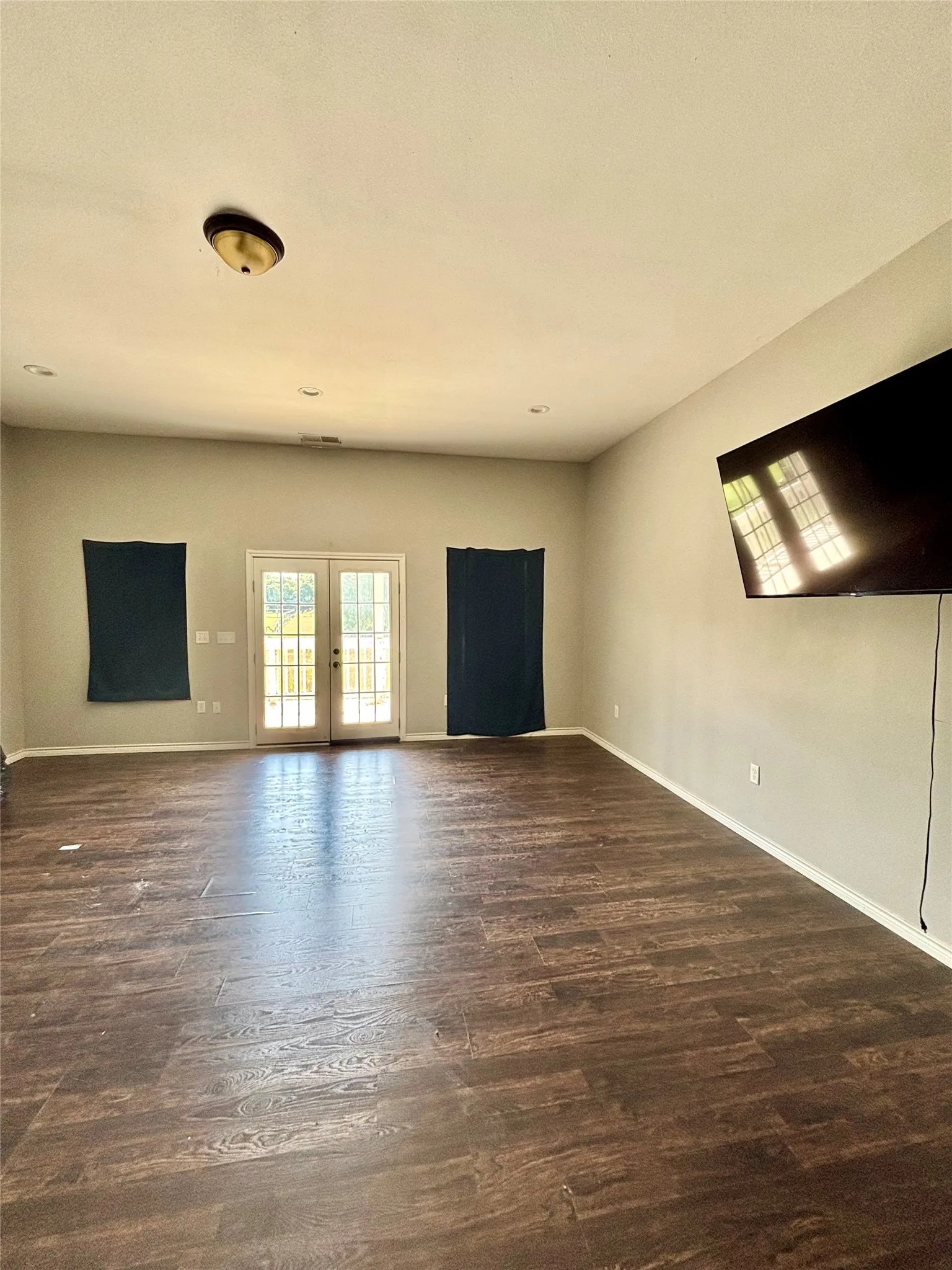 Single Family Residence For Sale in Wise County , 119 Dove Street, Boyd, Texas 76023, 3 Bedroom, 2 Bathroom, Garage spaces, 2,101 Sqft, built in 2019, mls#21154691, Real Estate Agent in Boyd, Homes For Sale in Wise county, Homes For Sale in Boyd, Realtor in Boyd Texas, Real Estate Brokerage Independent Realty Texas, Luminita Cordes Realtor