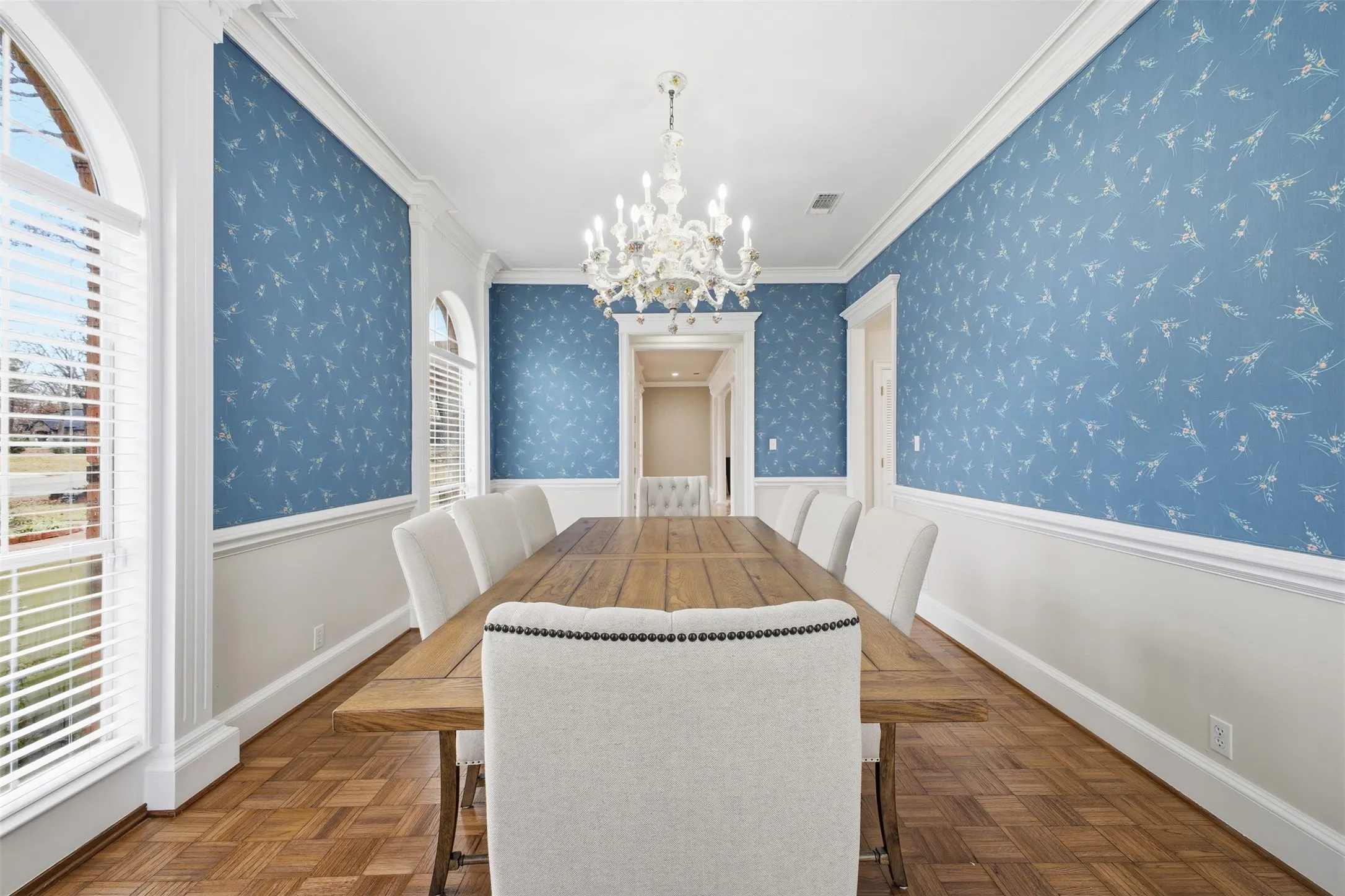 Single Family Residence For Sale in Hopkins County , 1433 Brandy Circle, Sulphur Springs, Texas 75482, 4 Bedroom, 4 Bathroom, 2 Garage spaces, 3,863 Sqft, built in 1987, Preowned, Price $375,000, mls#21153810, Real Estate Agent in Sulphur Springs, Homes For Sale in Hopkins county, Homes For Sale in Sulphur Springs, Realtor in Sulphur Springs Texas, Real Estate Brokerage Independent Realty Texas, Luminita Cordes Realtor