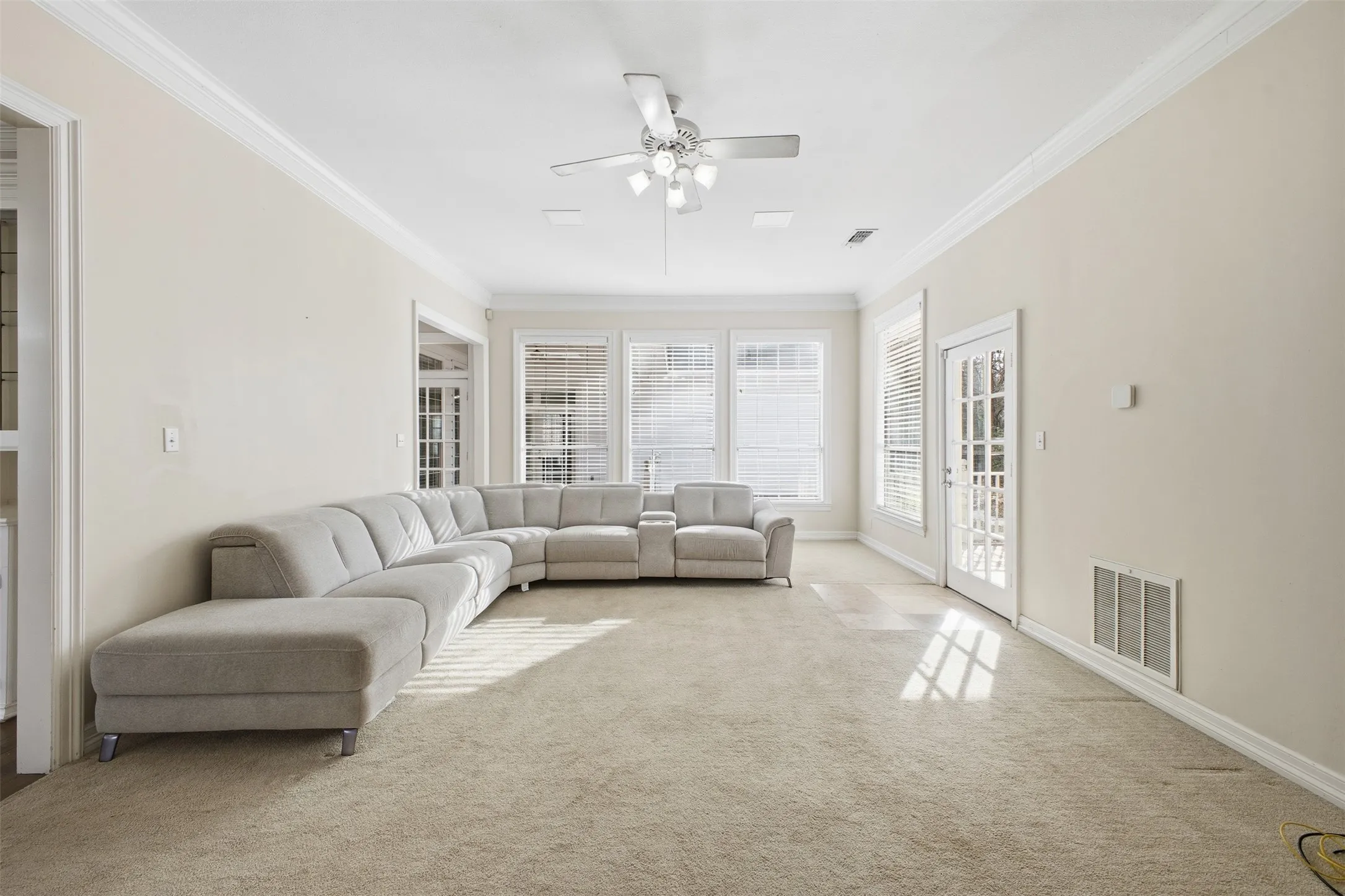 Single Family Residence For Sale in Hopkins County , 1433 Brandy Circle, Sulphur Springs, Texas 75482, 4 Bedroom, 4 Bathroom, 2 Garage spaces, 3,863 Sqft, built in 1987, Preowned, Price $375,000, mls#21153810, Real Estate Agent in Sulphur Springs, Homes For Sale in Hopkins county, Homes For Sale in Sulphur Springs, Realtor in Sulphur Springs Texas, Real Estate Brokerage Independent Realty Texas, Luminita Cordes Realtor