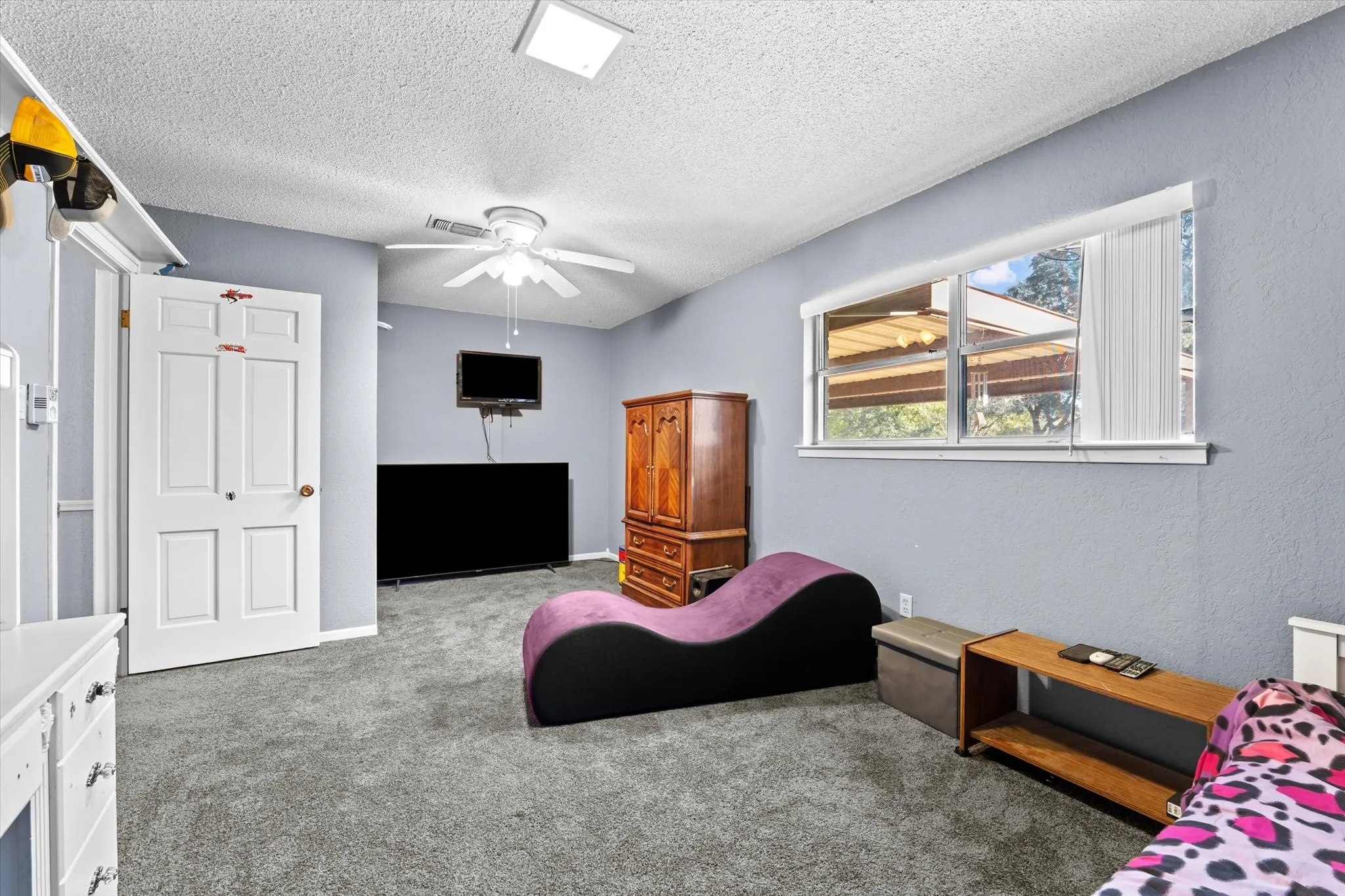 Single Family Residence For Sale in Mc Lennan County , 837 White Oak Drive, Woodway, Texas 76712, 3 Bedroom, 2 Bathroom, 2 Garage spaces, 2,461 Sqft, built in 1969, mls#21154262, Real Estate Agent in Woodway, Homes For Sale in Mc Lennan county, Homes For Sale in Woodway, Realtor in Woodway Texas, Real Estate Brokerage Independent Realty Texas, Luminita Cordes Realtor