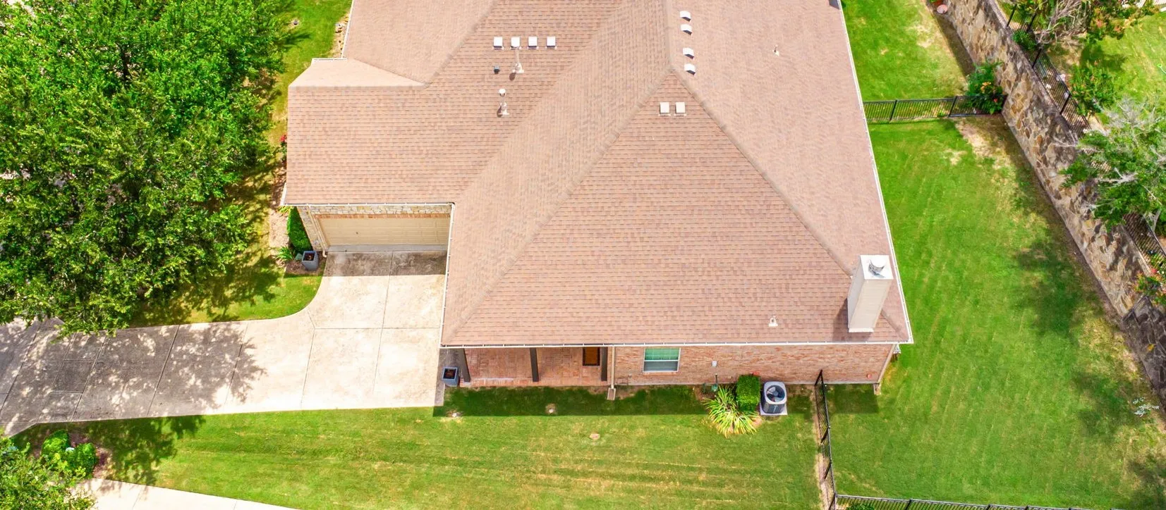Single Family Residence For Sale in Collin County , 719 Scenic Ranch Circle, Fairview, Texas 75069, 2 Bedroom, 2 Bathroom, 2 Garage spaces, 1,615 Sqft, built in 2004, Preowned, mls#21153674, Real Estate Agent in Fairview, Homes For Sale in Collin county, Homes For Sale in Fairview, Realtor in Fairview Texas, Real Estate Brokerage Independent Realty Texas, Luminita Cordes Realtor