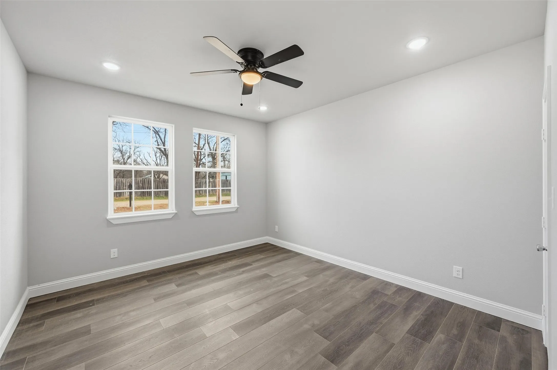Single Family Residence For Sale in Johnson County , 306 Lewis Street, Cleburne, Texas 76031, 3 Bedroom, 2 Bathroom, 2 Garage spaces, 1,637 Sqft, built in 2025, mls#21154825, Real Estate Agent in Cleburne, Homes For Sale in Johnson county, Homes For Sale in Cleburne, Realtor in Cleburne Texas, Real Estate Brokerage Independent Realty Texas, Luminita Cordes Realtor